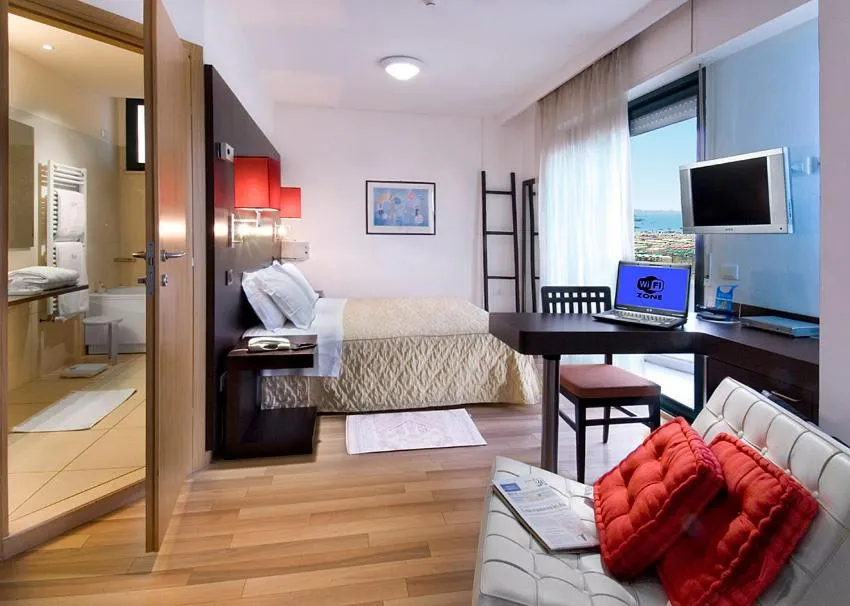 Photo of the whole room, Bed in Park Hotel Cattolica & Restaurant