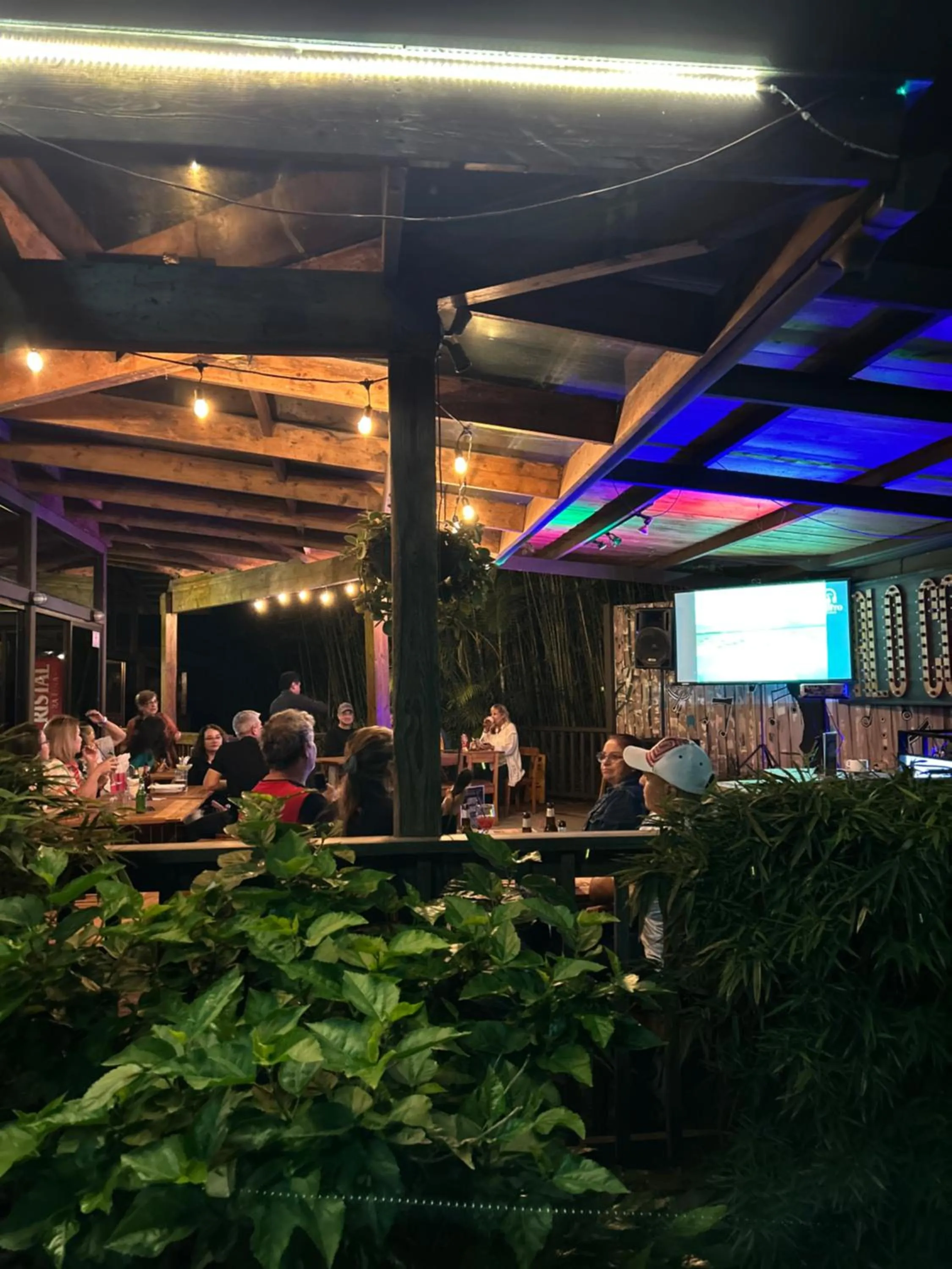 Restaurant/places to eat in Hotel Ladera