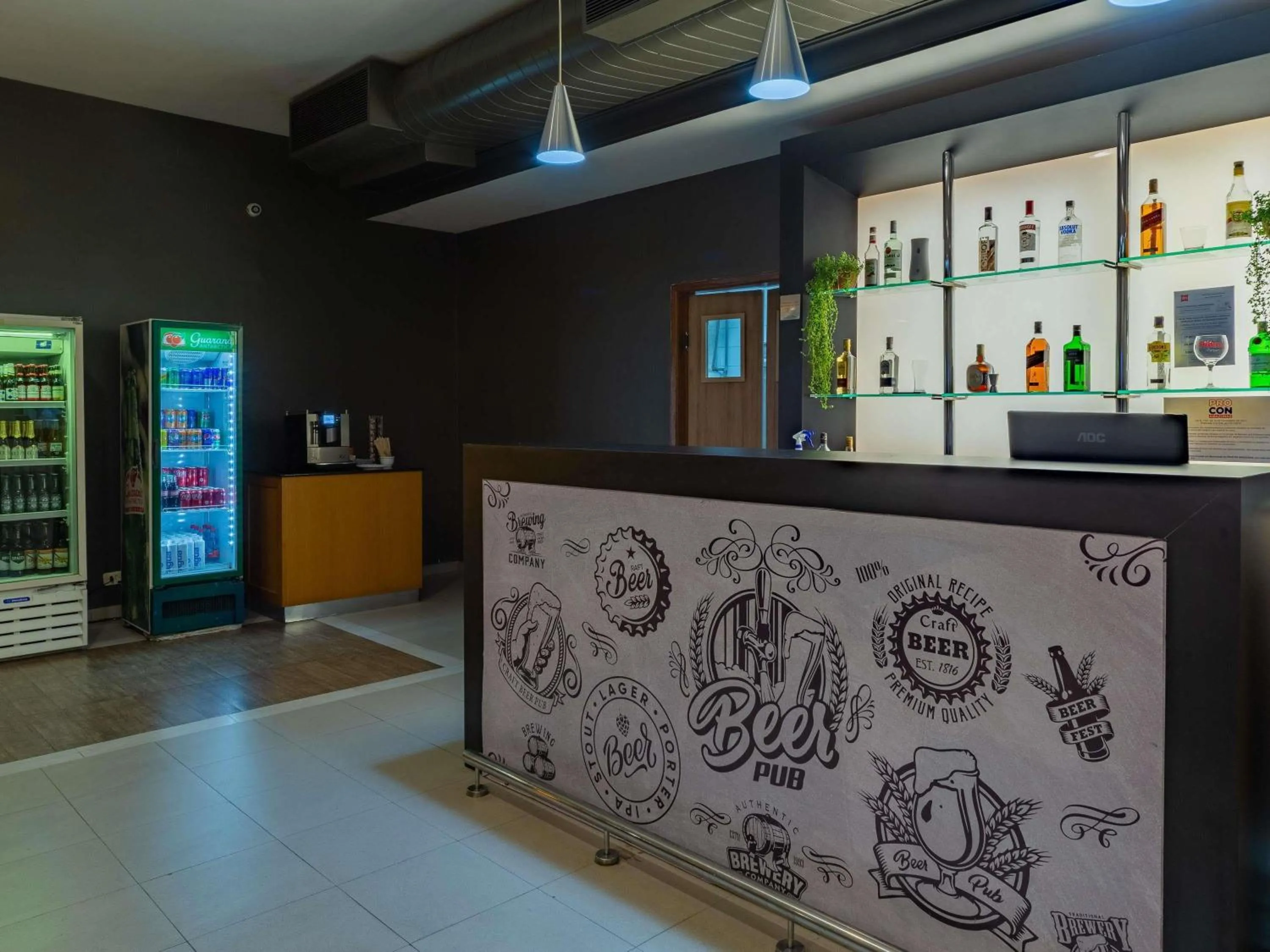 Lounge or bar in ibis Manaus Distrito Industrial