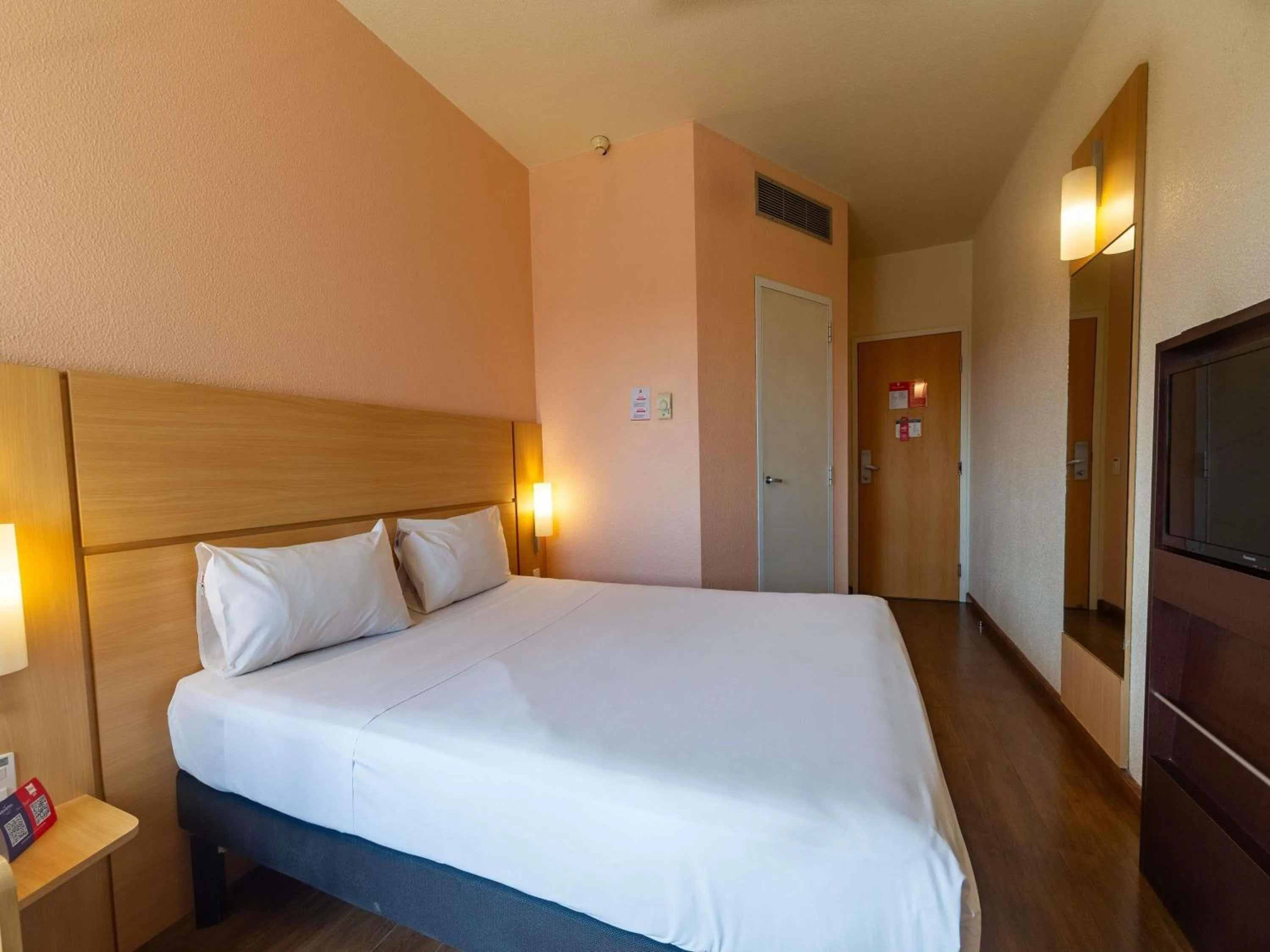 Bedroom, Bed in ibis Manaus Distrito Industrial