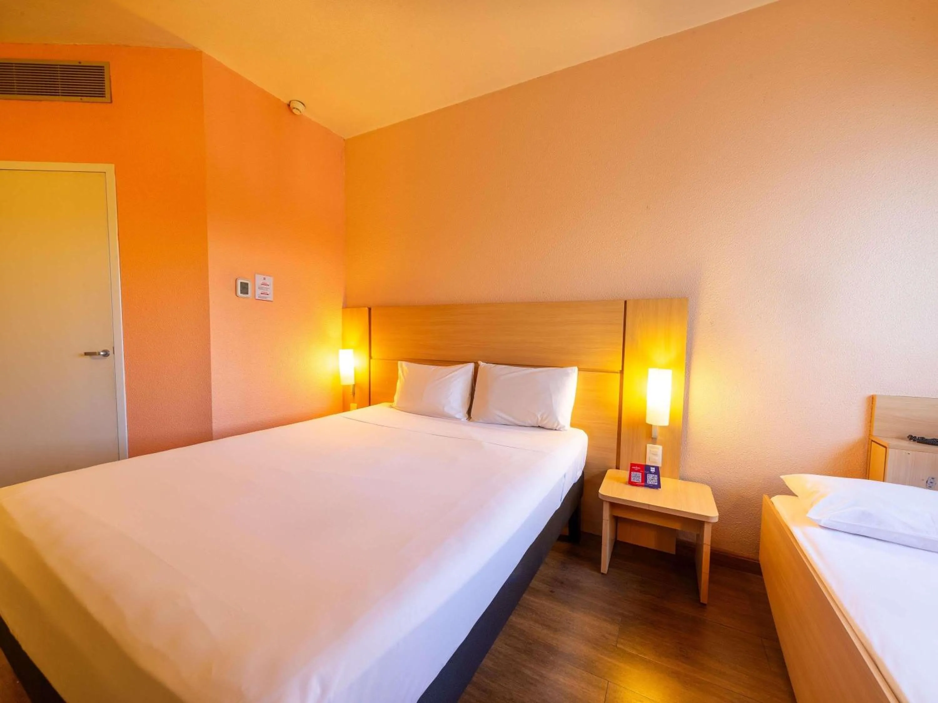 Bedroom, Bed in ibis Manaus Distrito Industrial