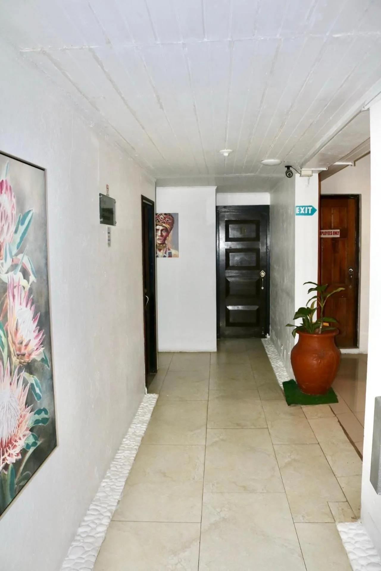 Property building in Ocean Palms