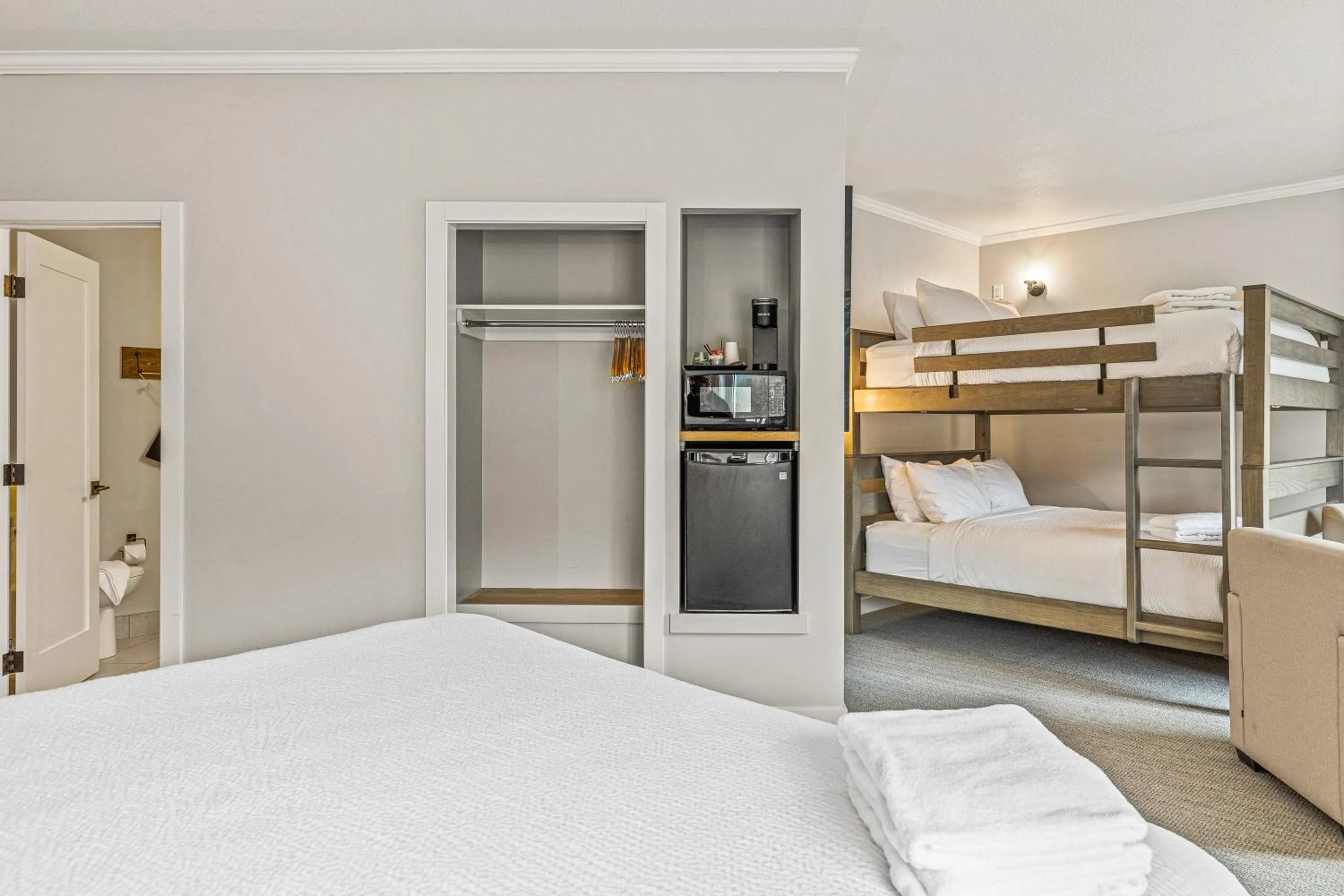 Bed in Northwinds Hotel Canmore