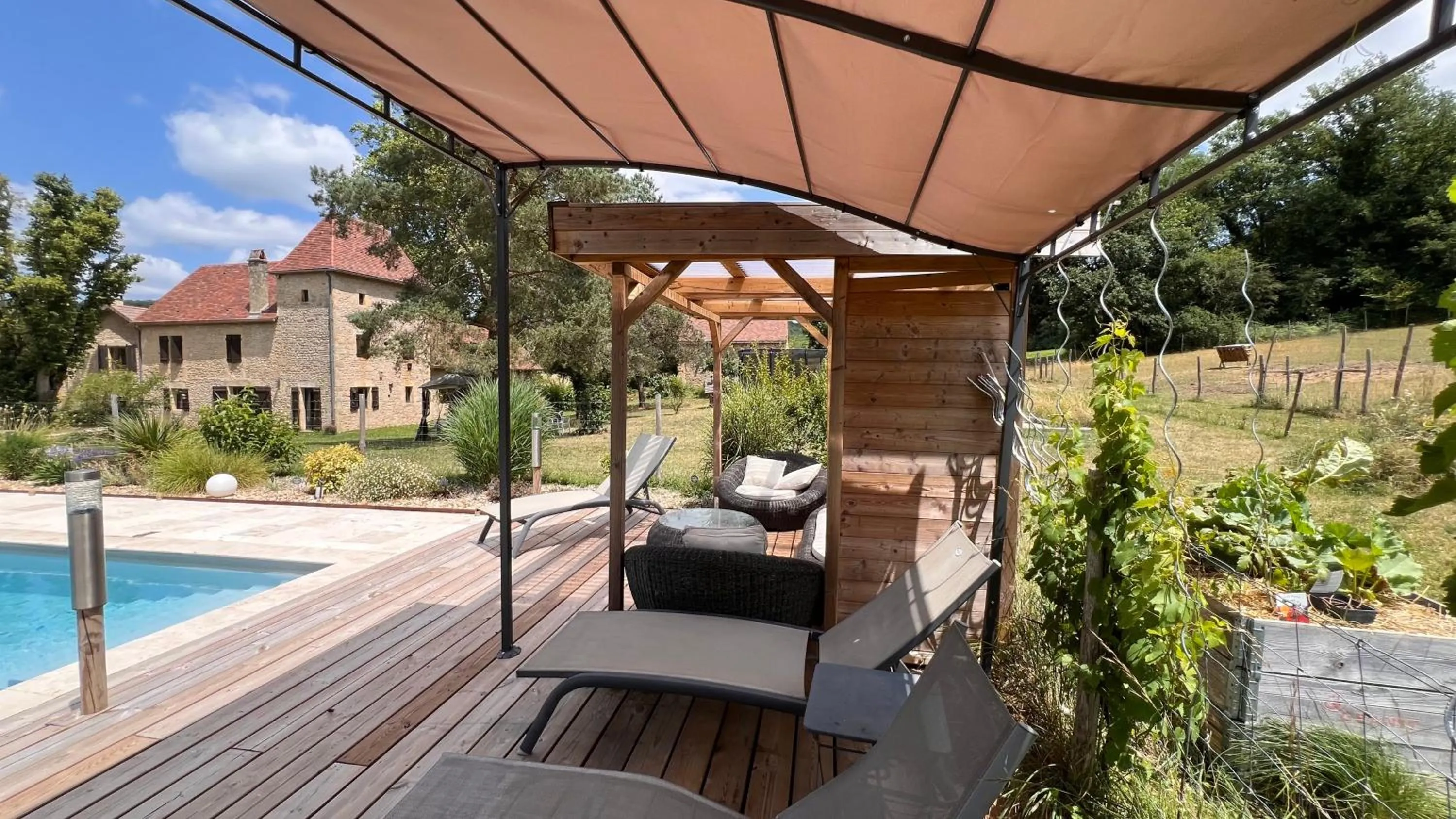 Property building in Ferme des Petites Oreilles 4 étoiles