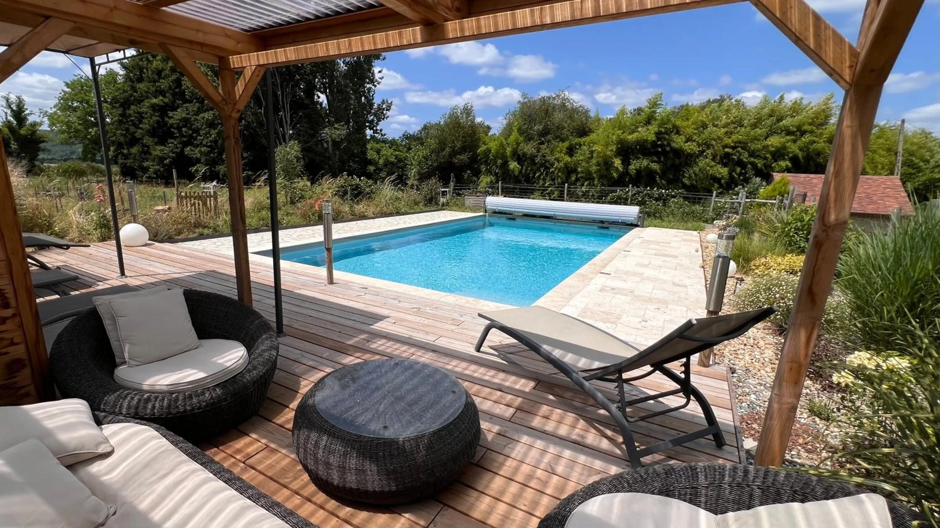 Pool view in Ferme des Petites Oreilles 4 étoiles