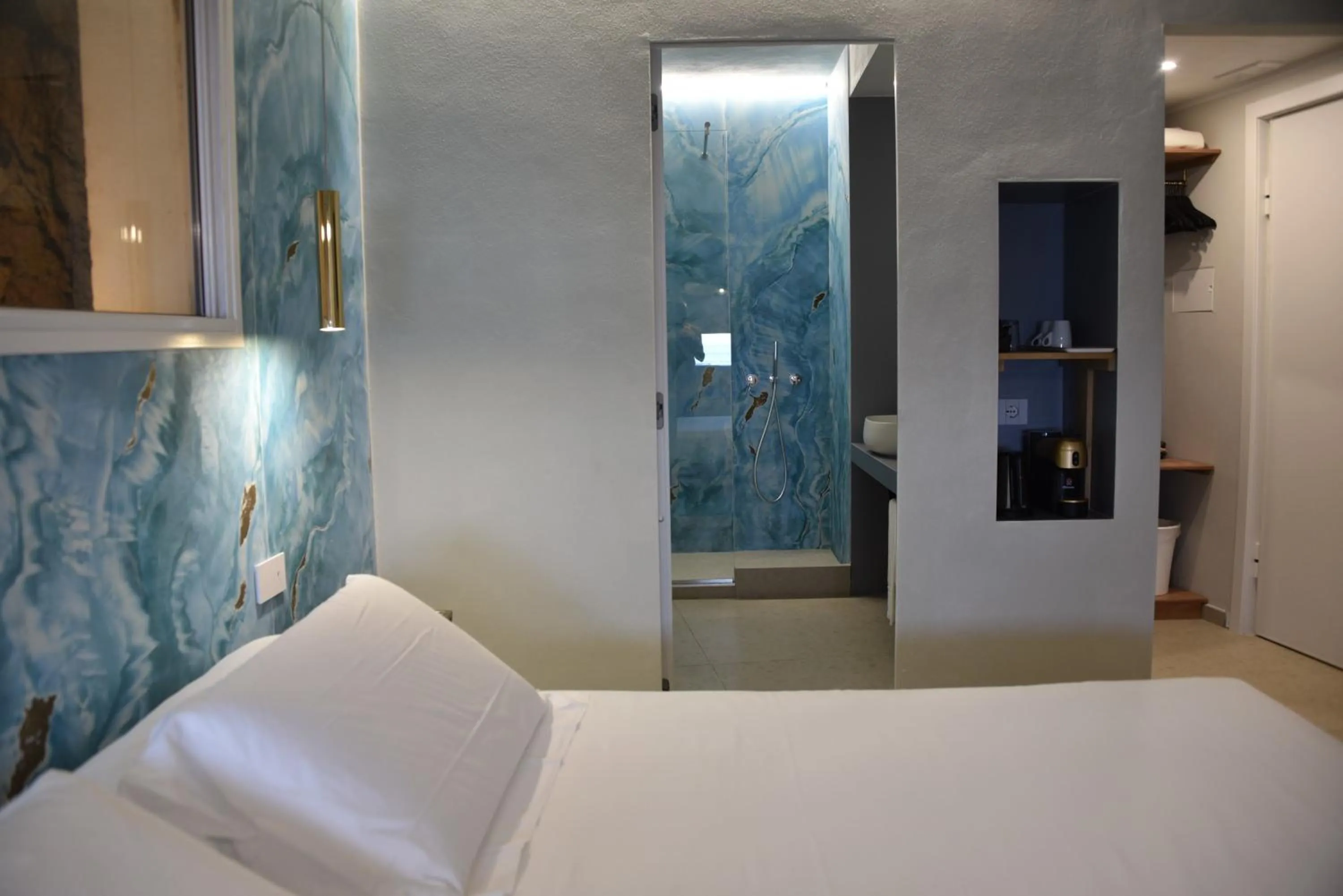 Photo of the whole room, Bed in Giuggiulena