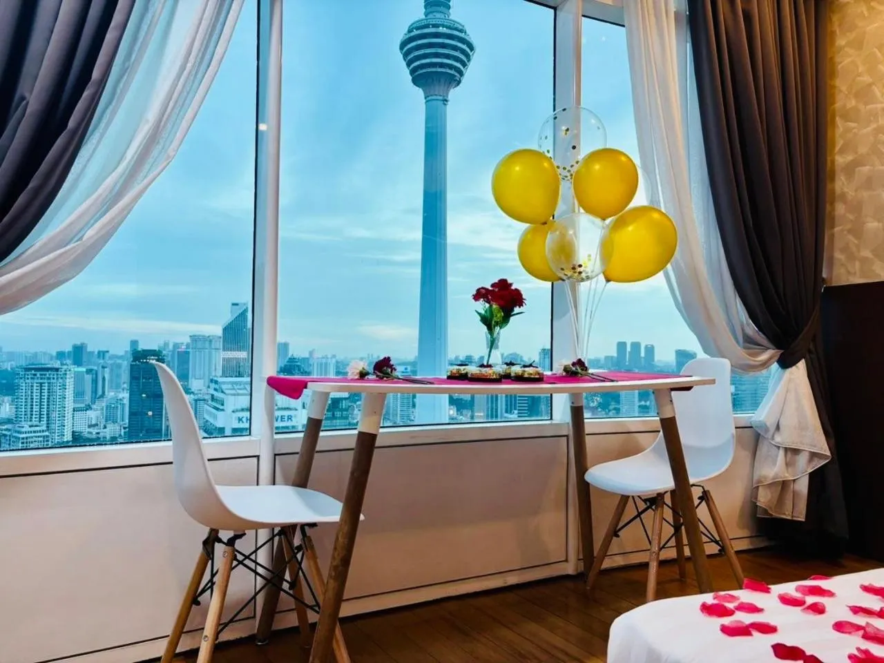 Property building in Vortex Suites klcc by Rit