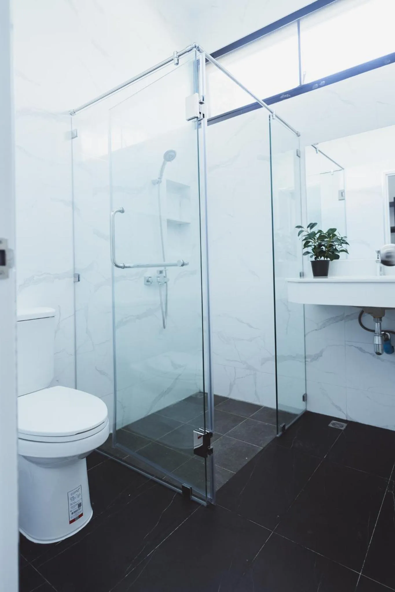 Bathroom in Baan Nern Khao Resort Pattaya