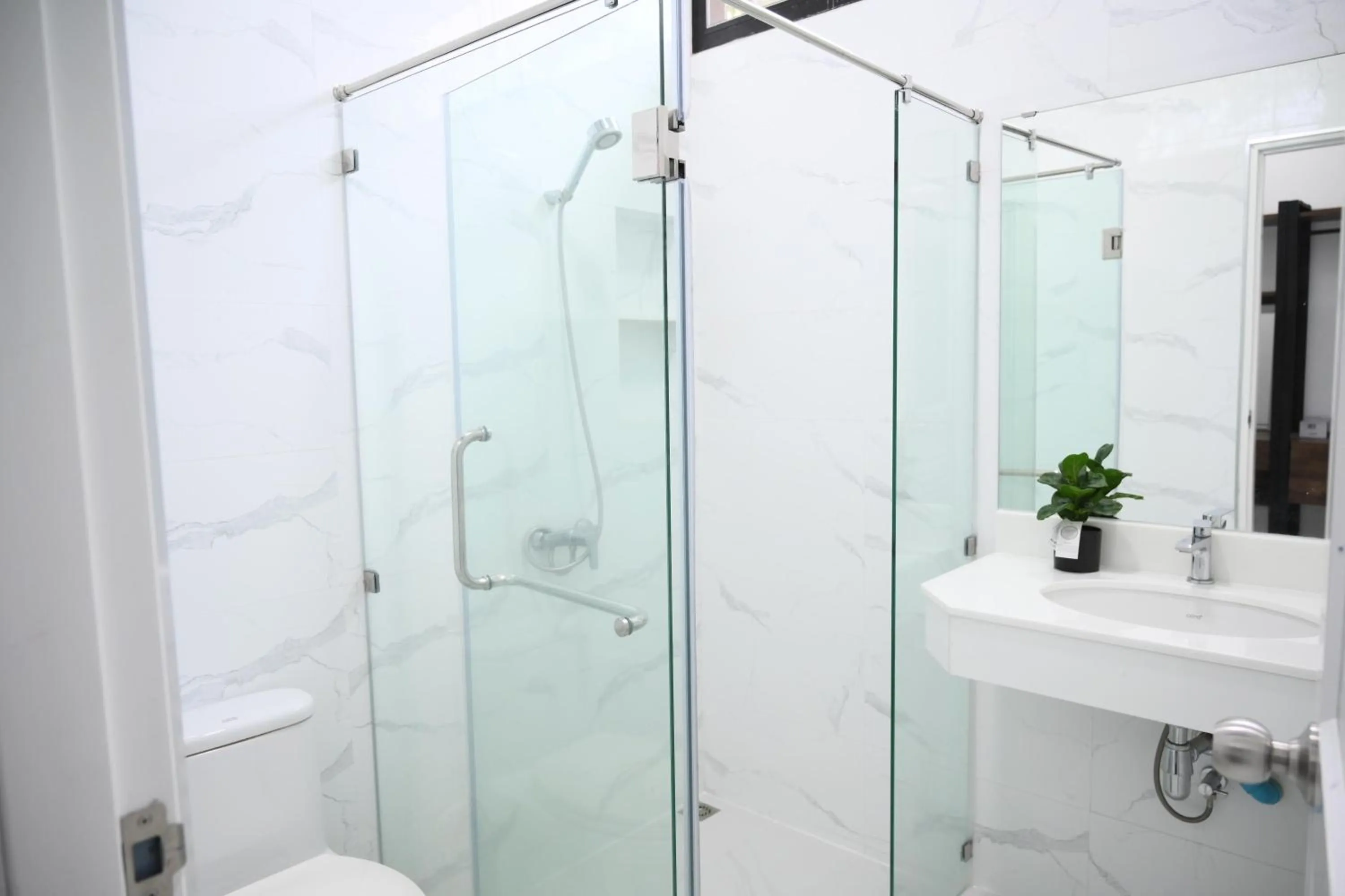 Toilet in Baan Nern Khao Resort Pattaya