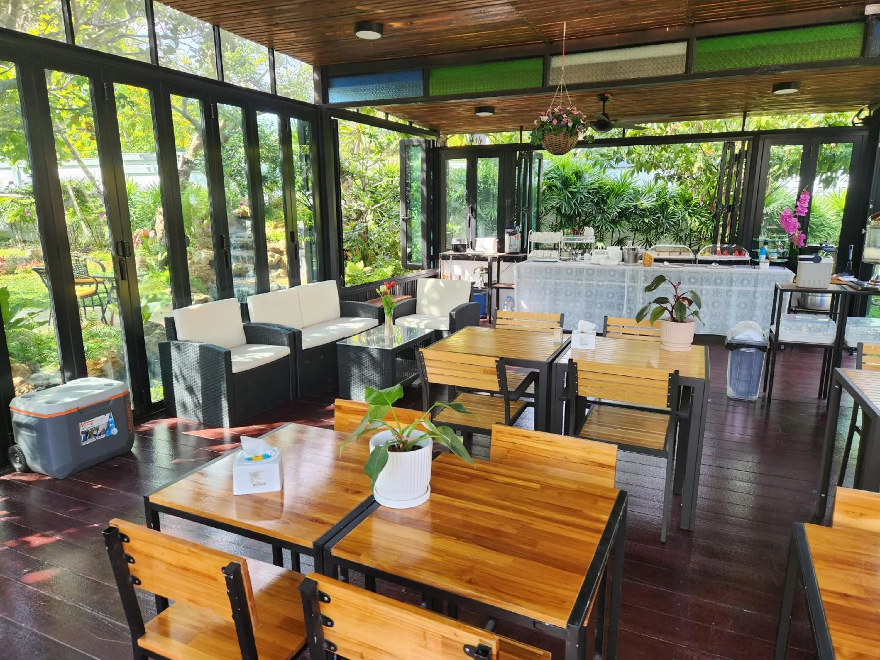 Breakfast in Baan Nern Khao Resort Pattaya