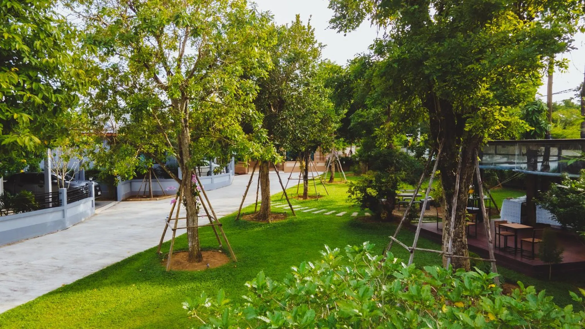 Inner courtyard view in Baan Nern Khao Resort Pattaya