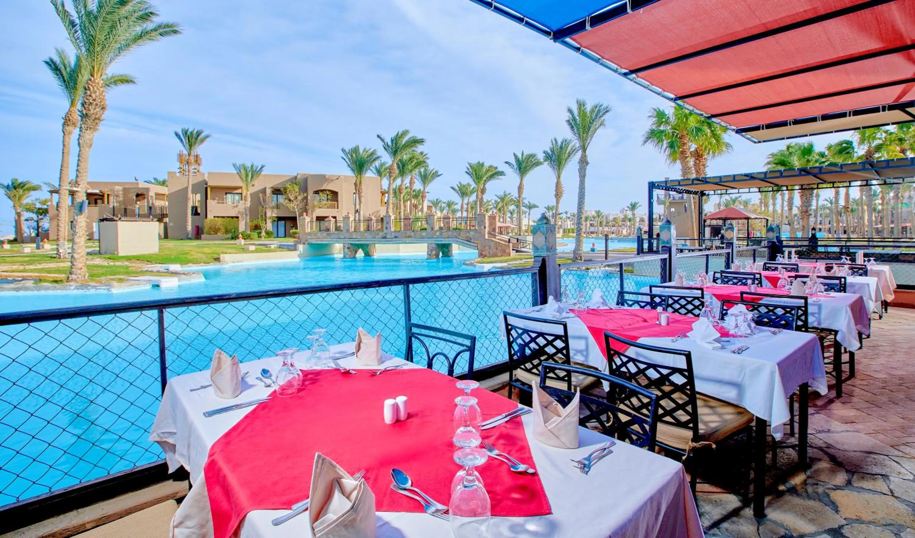 Restaurant/places to eat in Pickalbatros Sands Port Ghalib