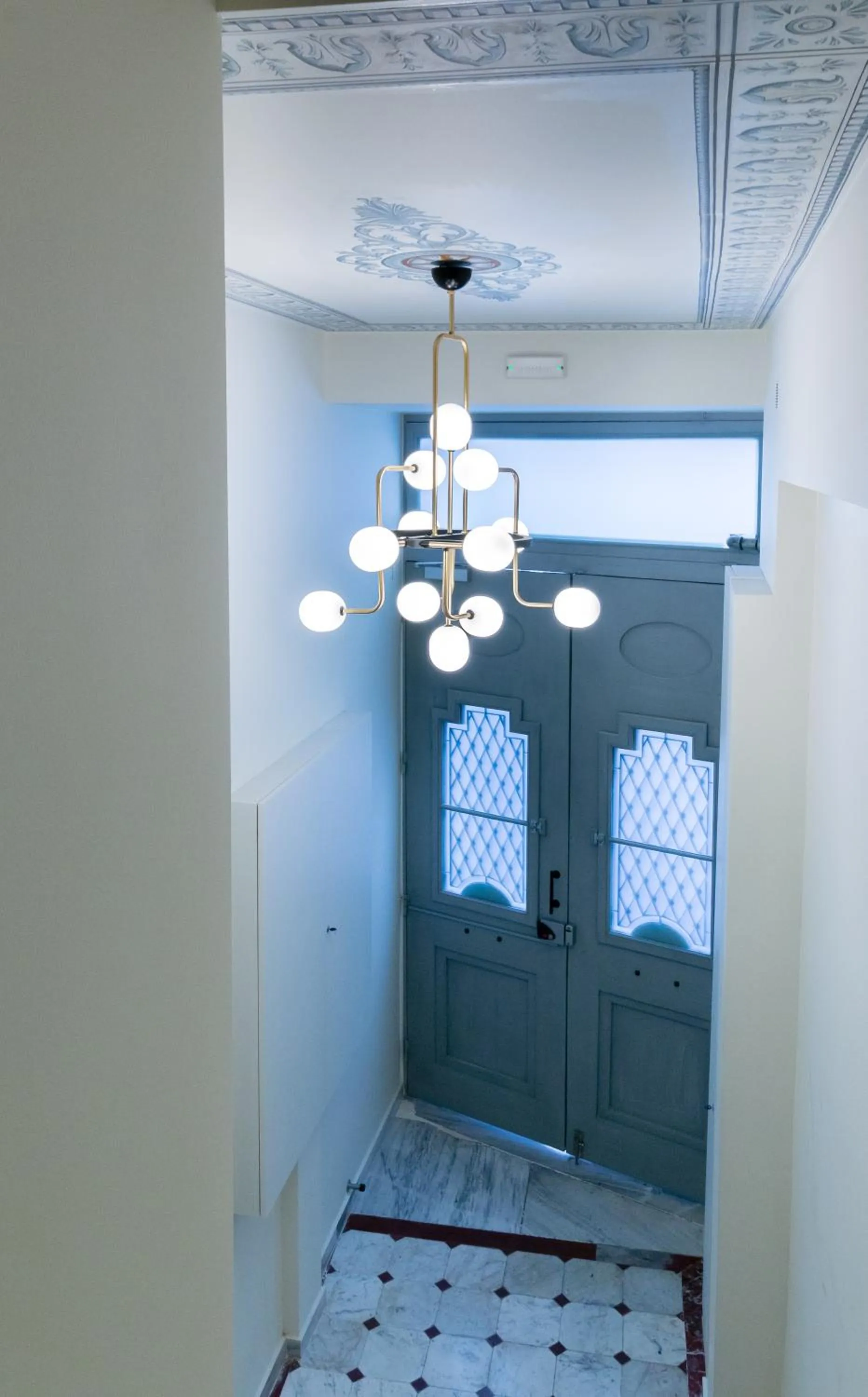 Facade/entrance in Paleo Suites