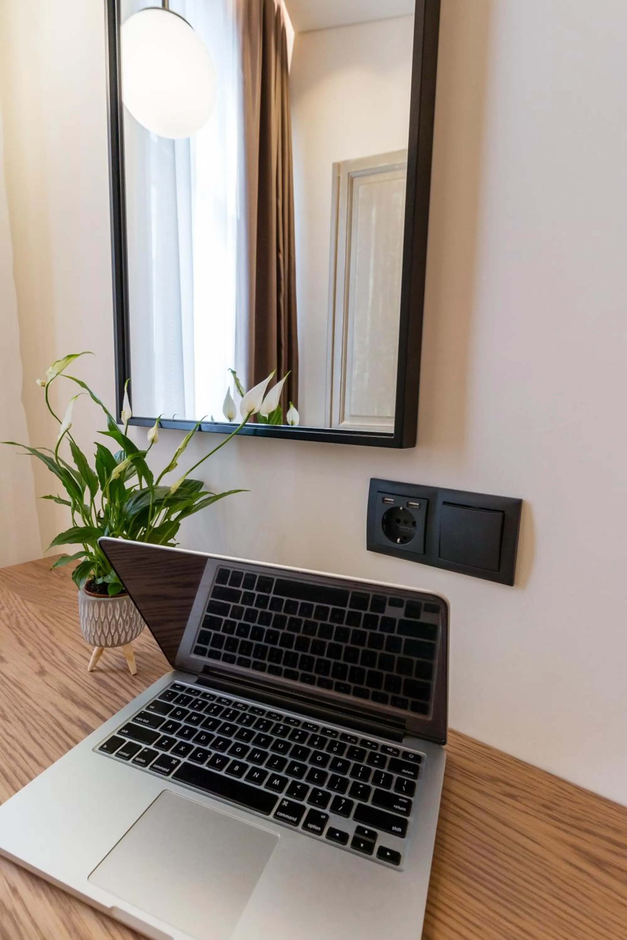 Bedroom in Paleo Suites