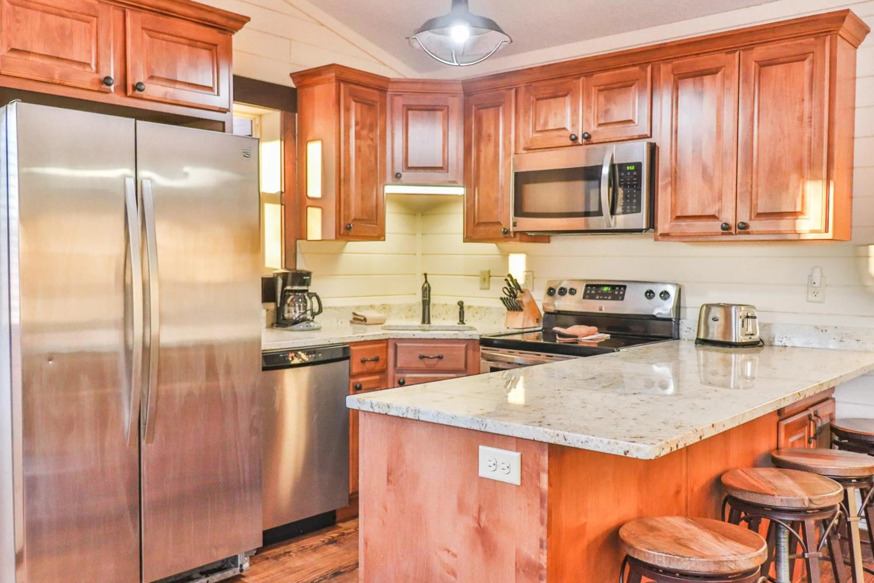 Kitchen or kitchenette in Lost Lake Lodge