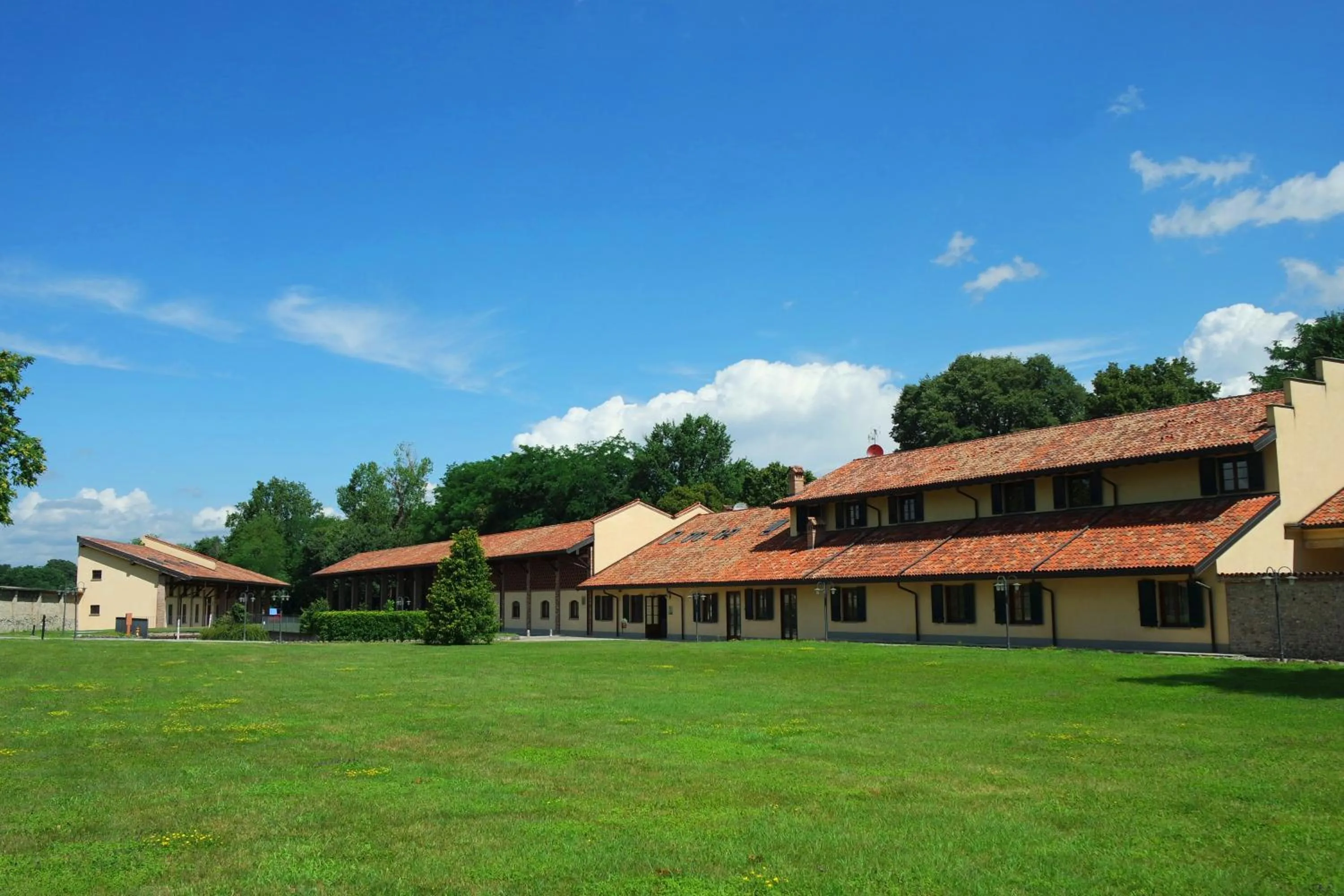 Facade/entrance in Country Hotel Castelbarco