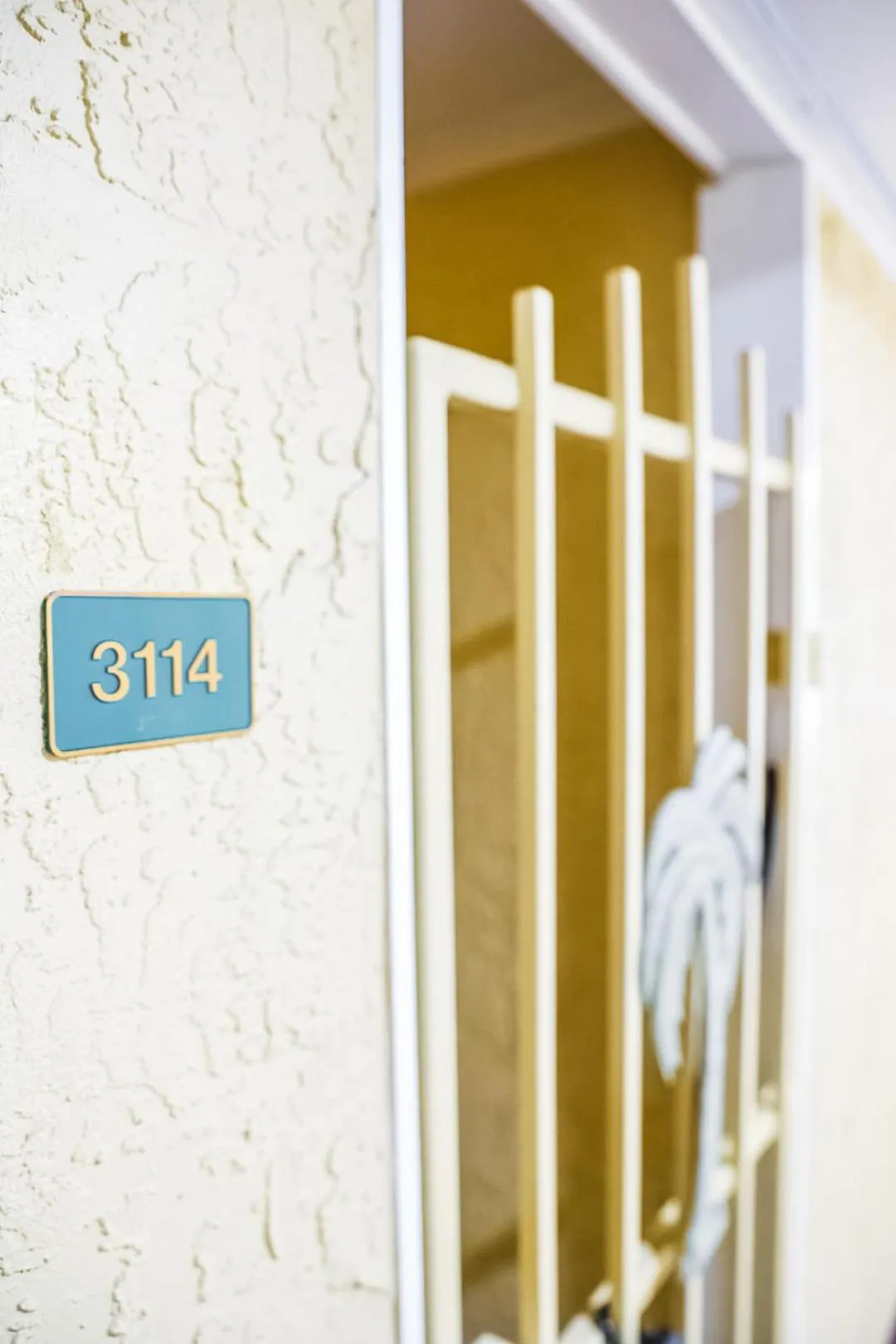 Facade/entrance in Crimson Beach Escape Ocean View-HotTub -Pool-LongStay - 1 Queen Bedroom plus Alcove bunk Beds and a Sofa