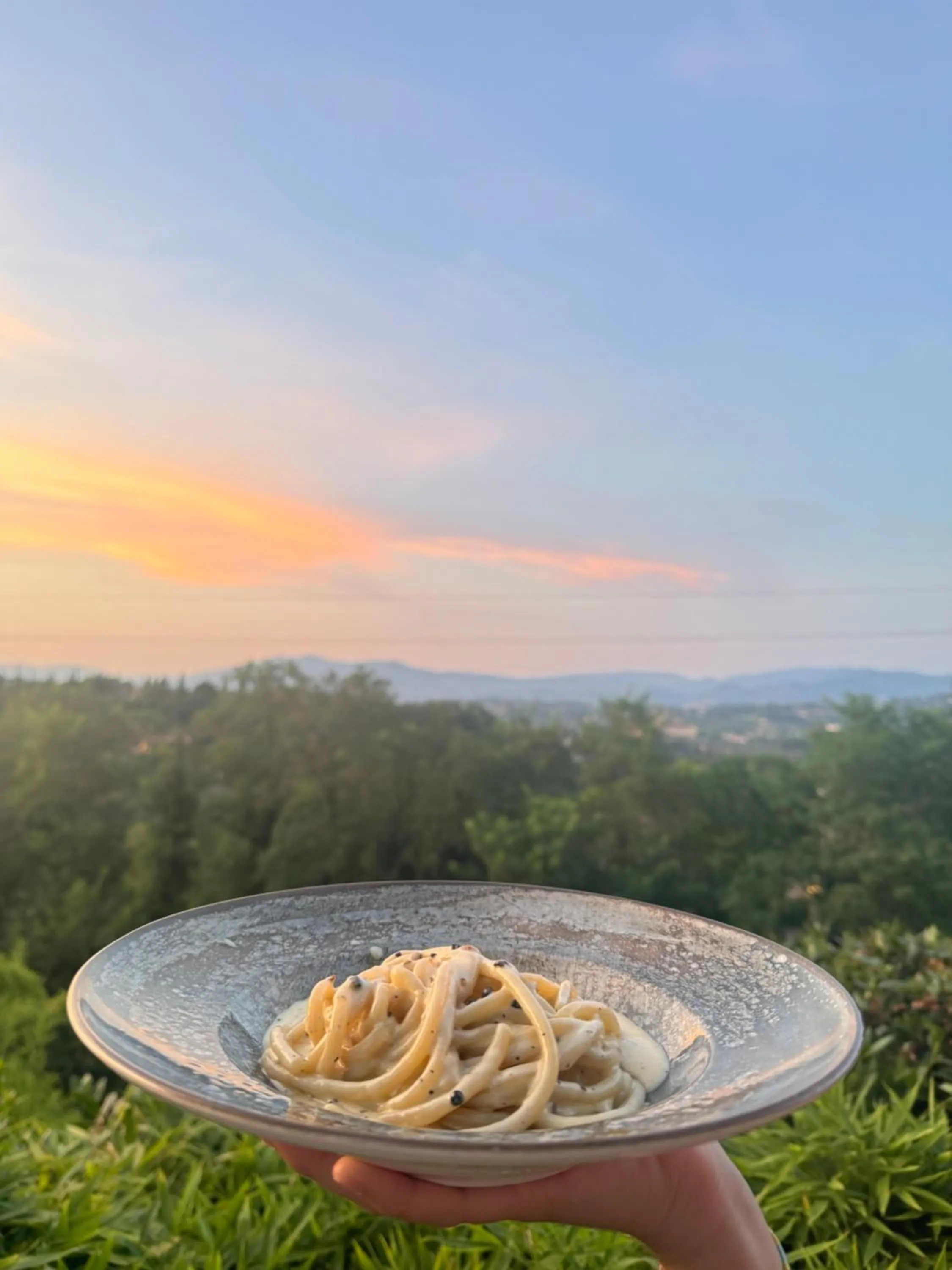 Restaurant/places to eat in Villa Castiglione