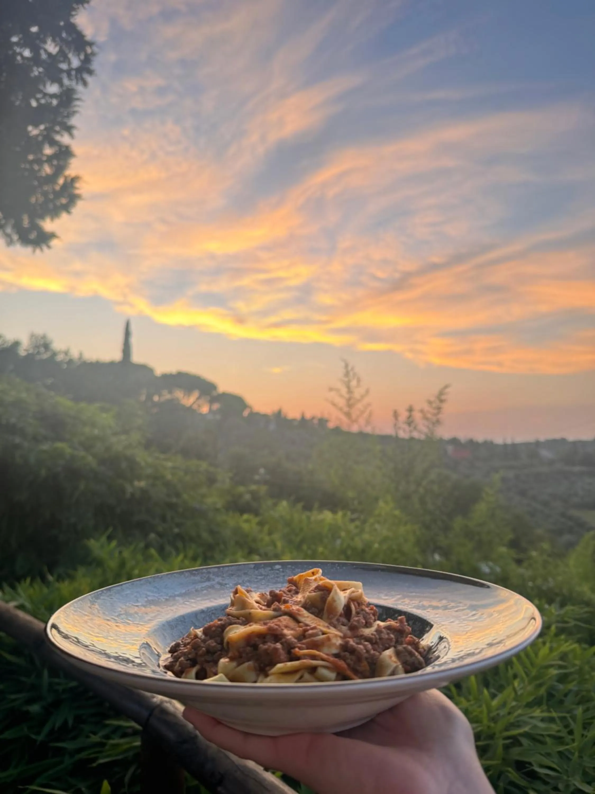 Restaurant/places to eat in Villa Castiglione