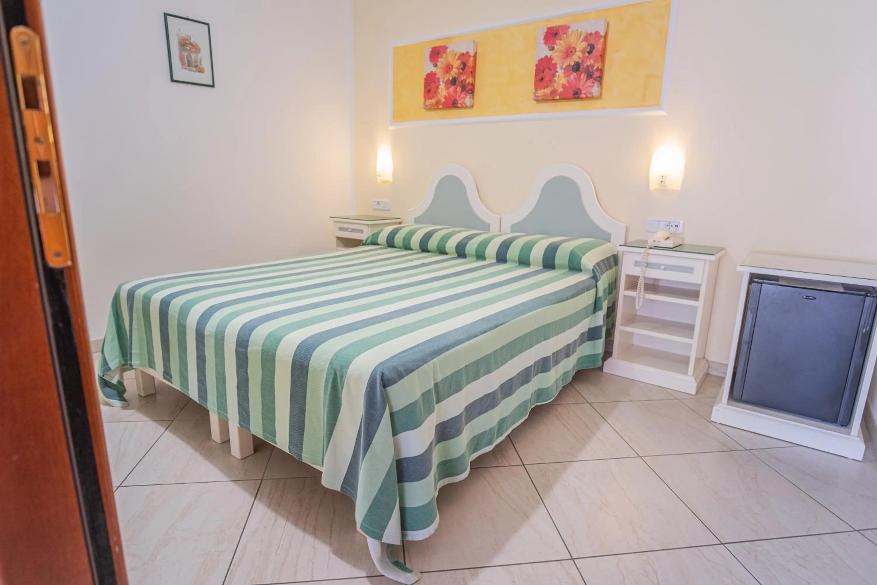 Photo of the whole room, Bed in Hotel Ristorante Borgo La Tana