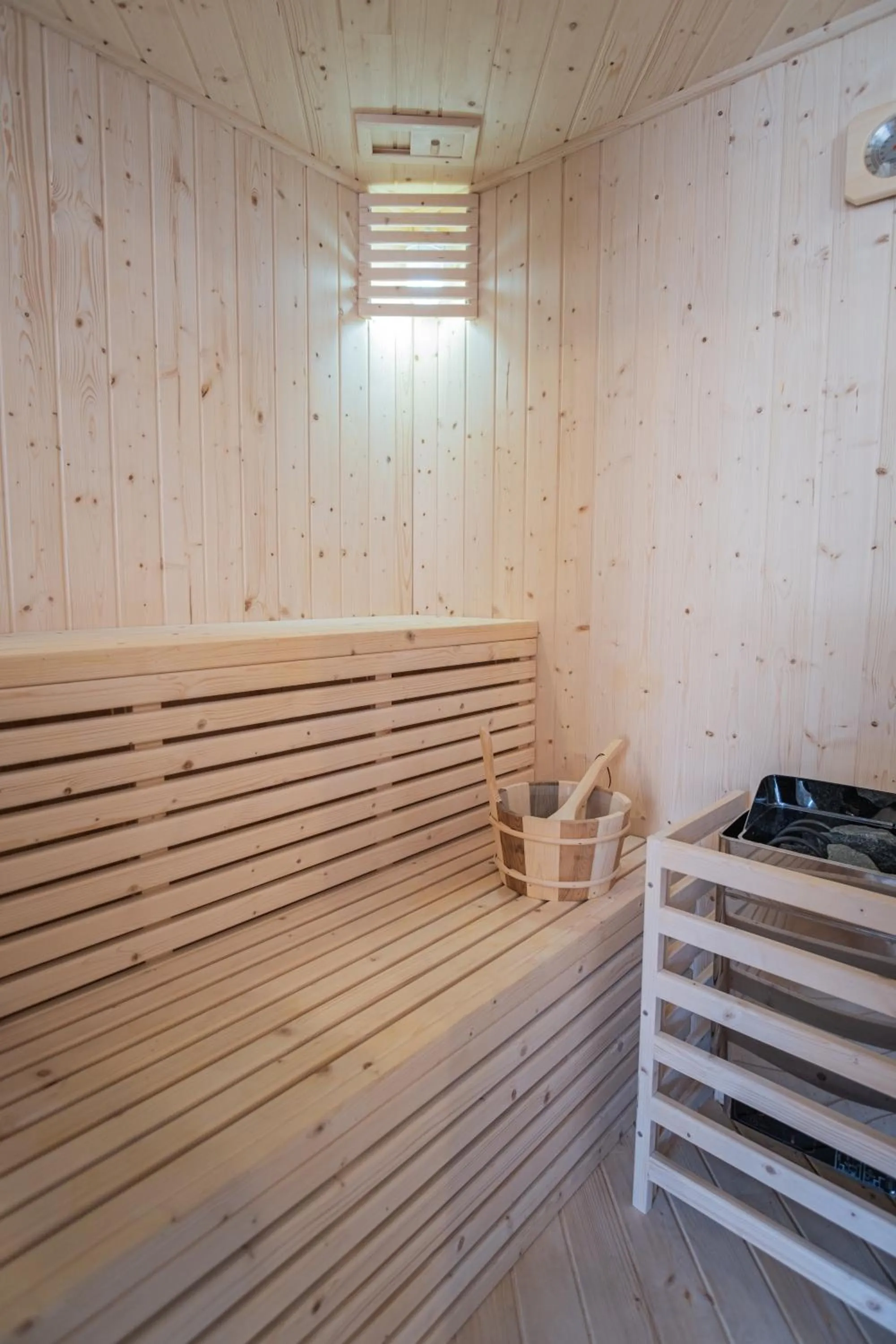Sauna in Hotel Ristorante Borgo La Tana