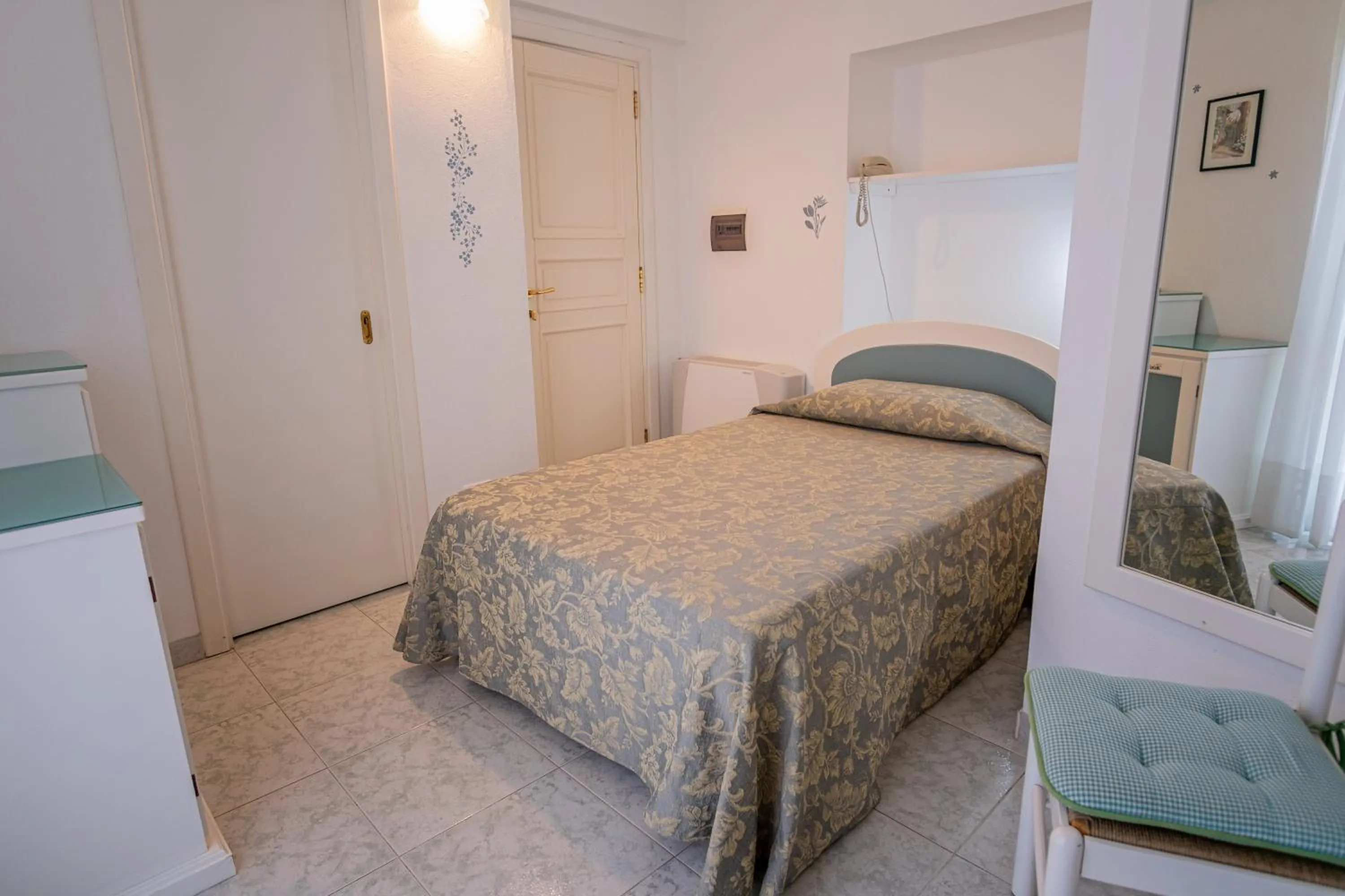 Photo of the whole room, Bed in Hotel Ristorante Borgo La Tana