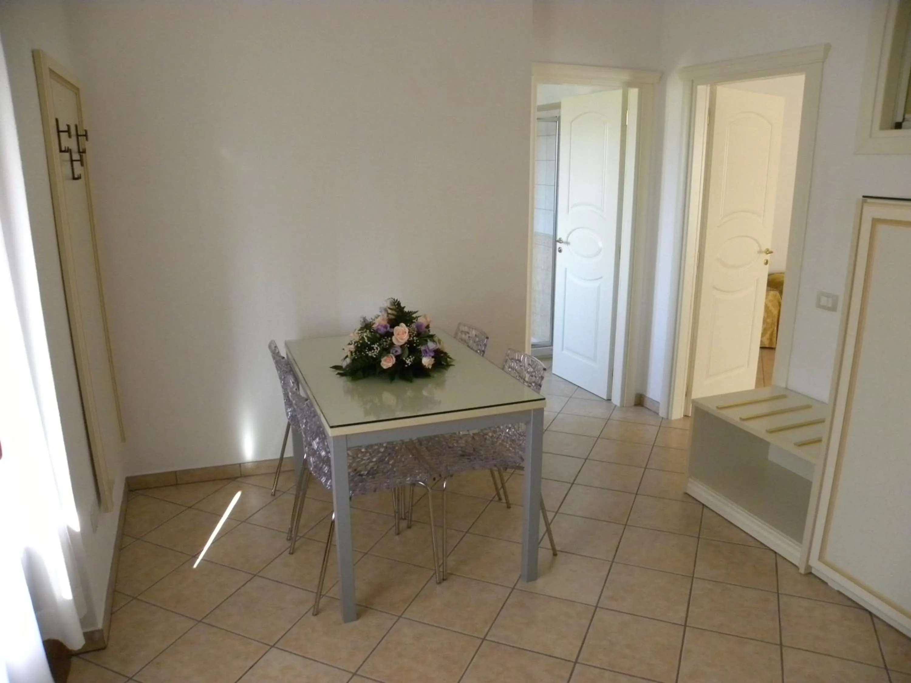 Decorative detail in Hotel Ristorante Borgo La Tana