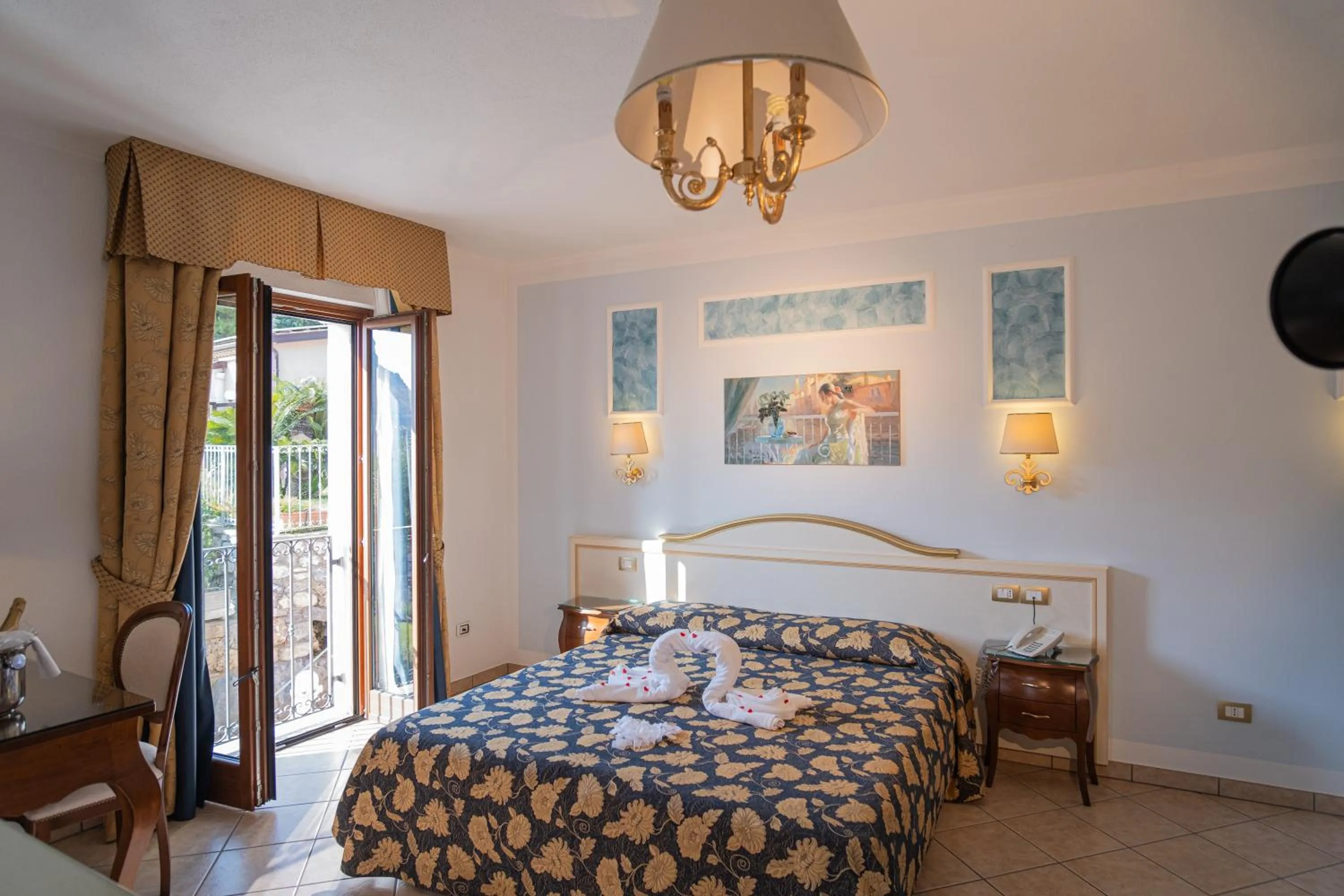 Photo of the whole room, Bed in Hotel Ristorante Borgo La Tana