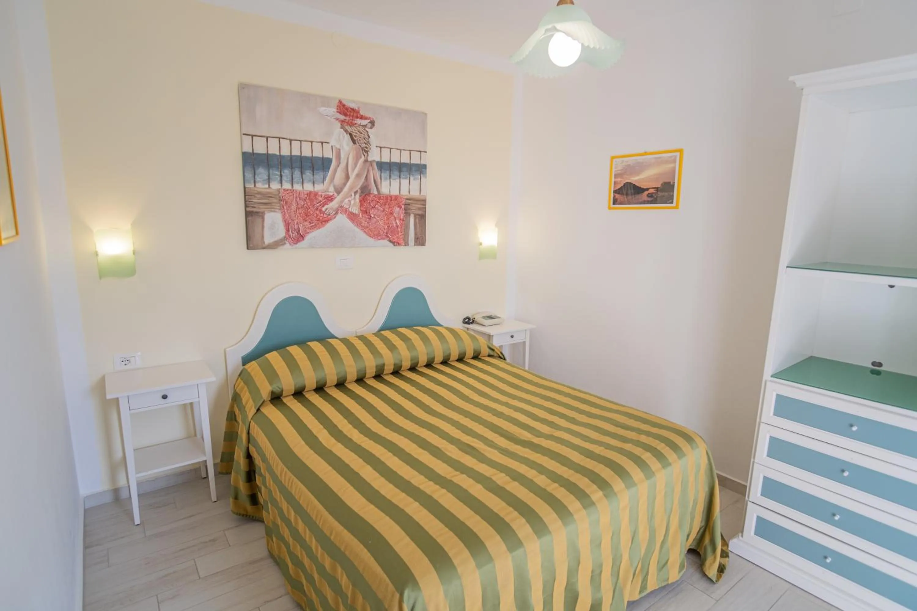 Bed in Hotel Ristorante Borgo La Tana