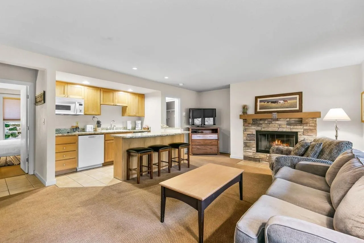 Seventh Mountain Resort