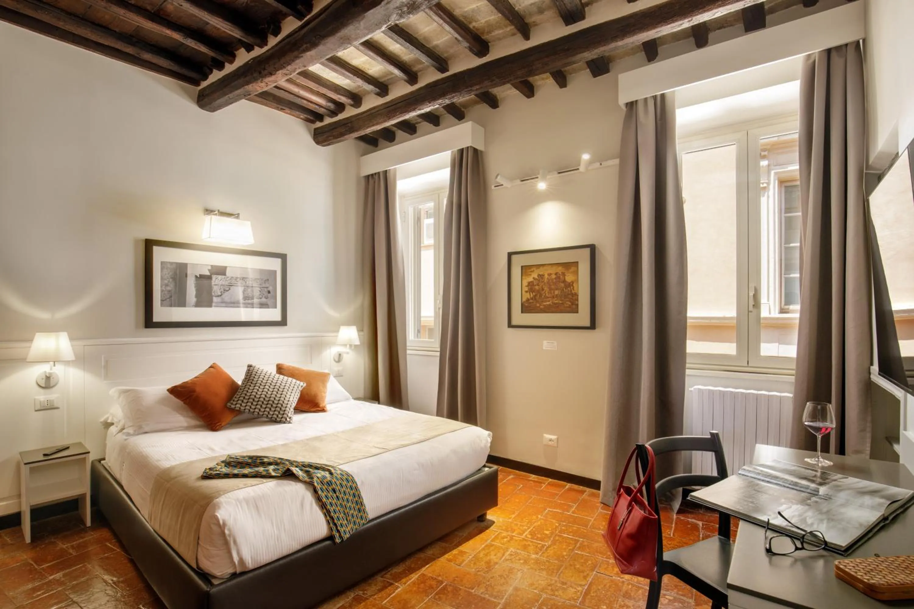 Bedroom, Bed in Aenea Inn