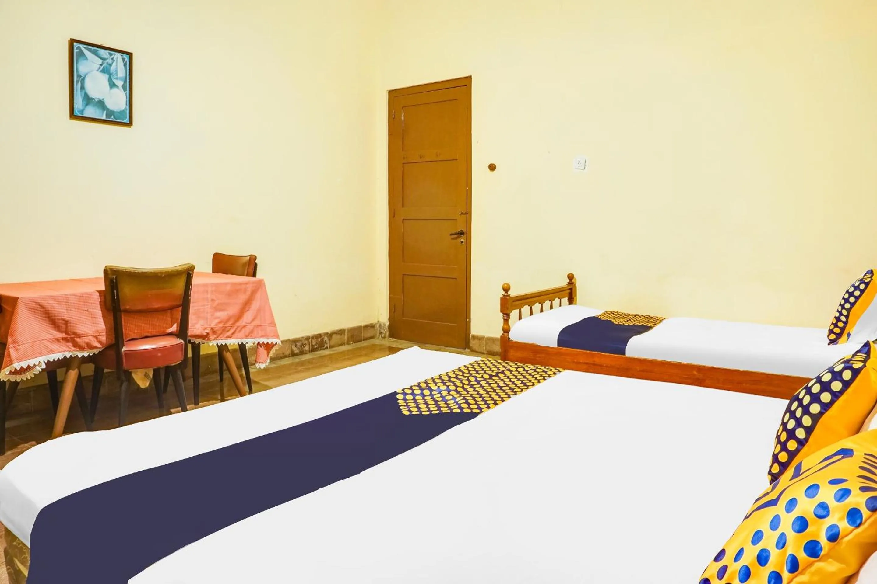 Bedroom, Bed in OYO Life 92087 Griya Nurainy