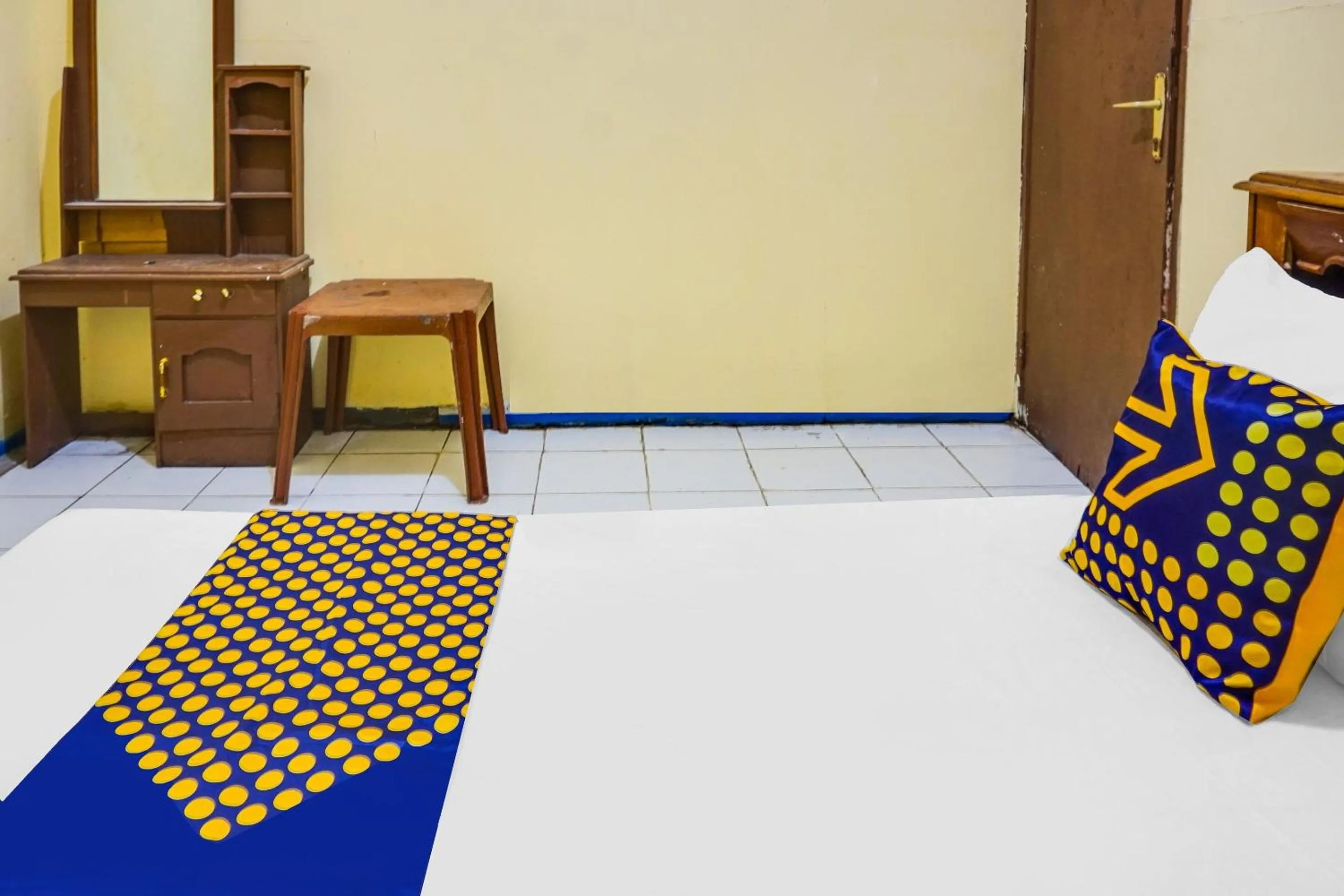 Bedroom, Bed in OYO Life 92087 Griya Nurainy