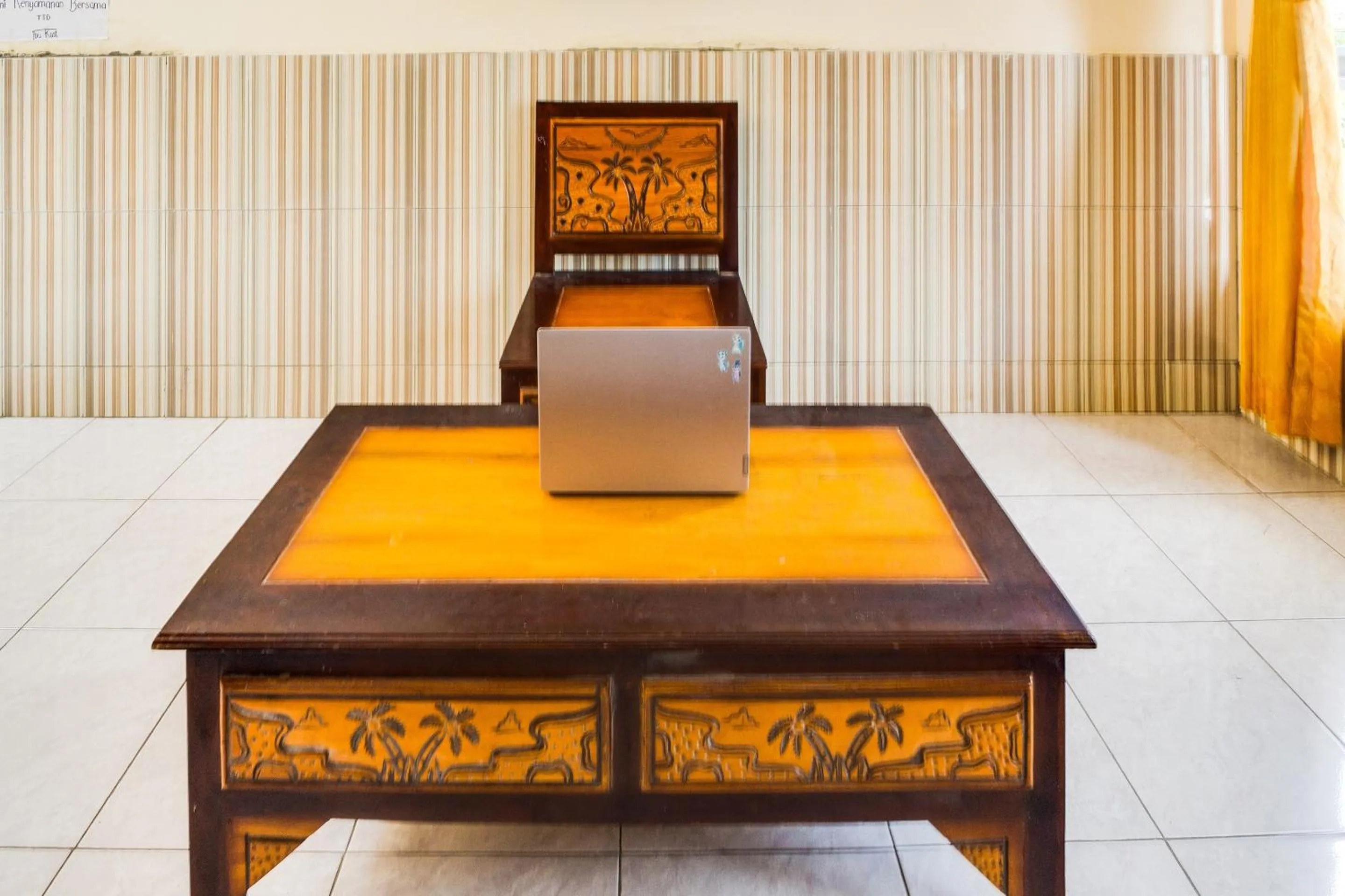 Lobby or reception in OYO Life 92087 Griya Nurainy