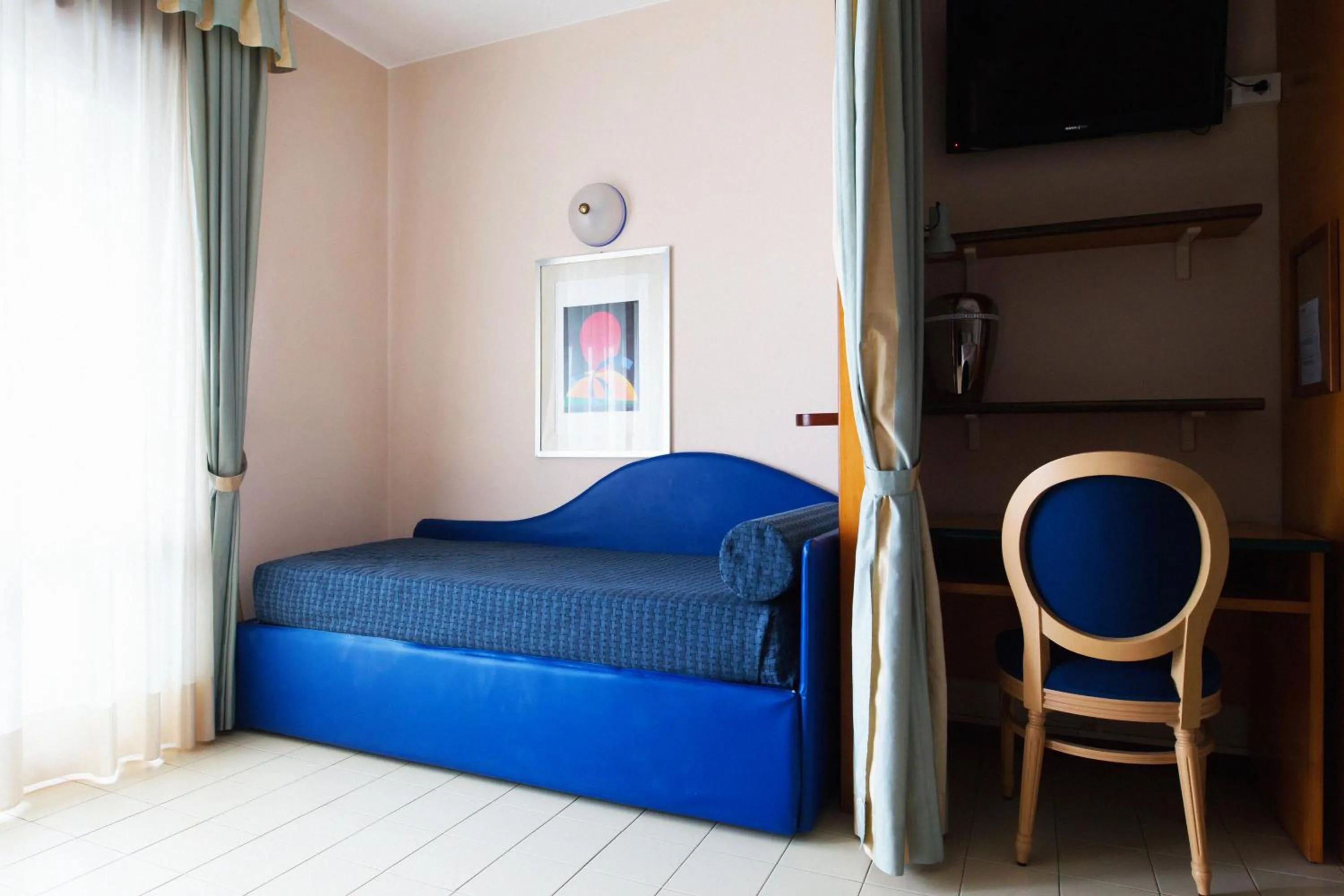 Photo of the whole room, Bed in Hotel Monaco & Quisisana