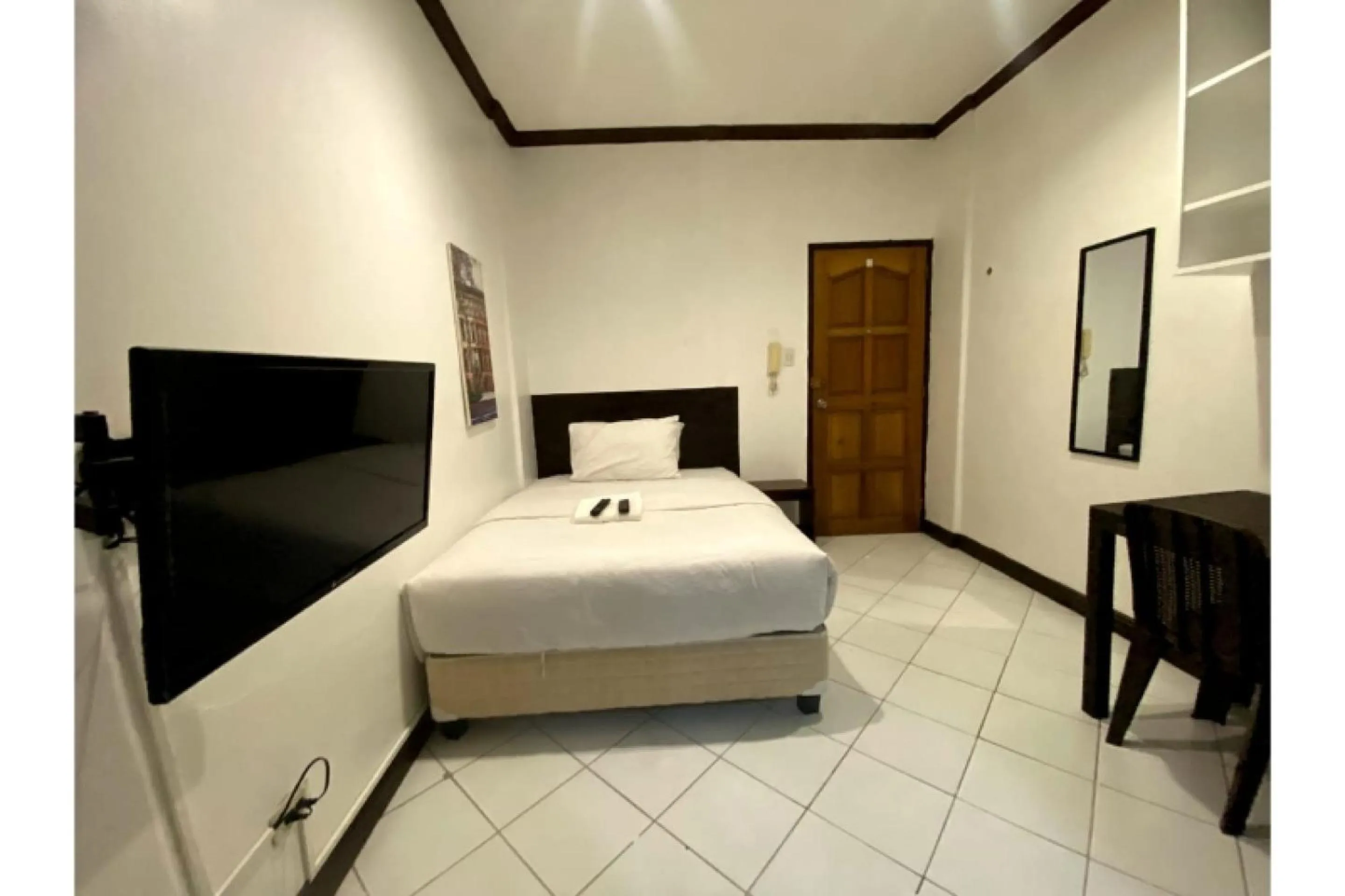 Bedroom, Bed in OYO 857 City Stay Inns Makati Avenue