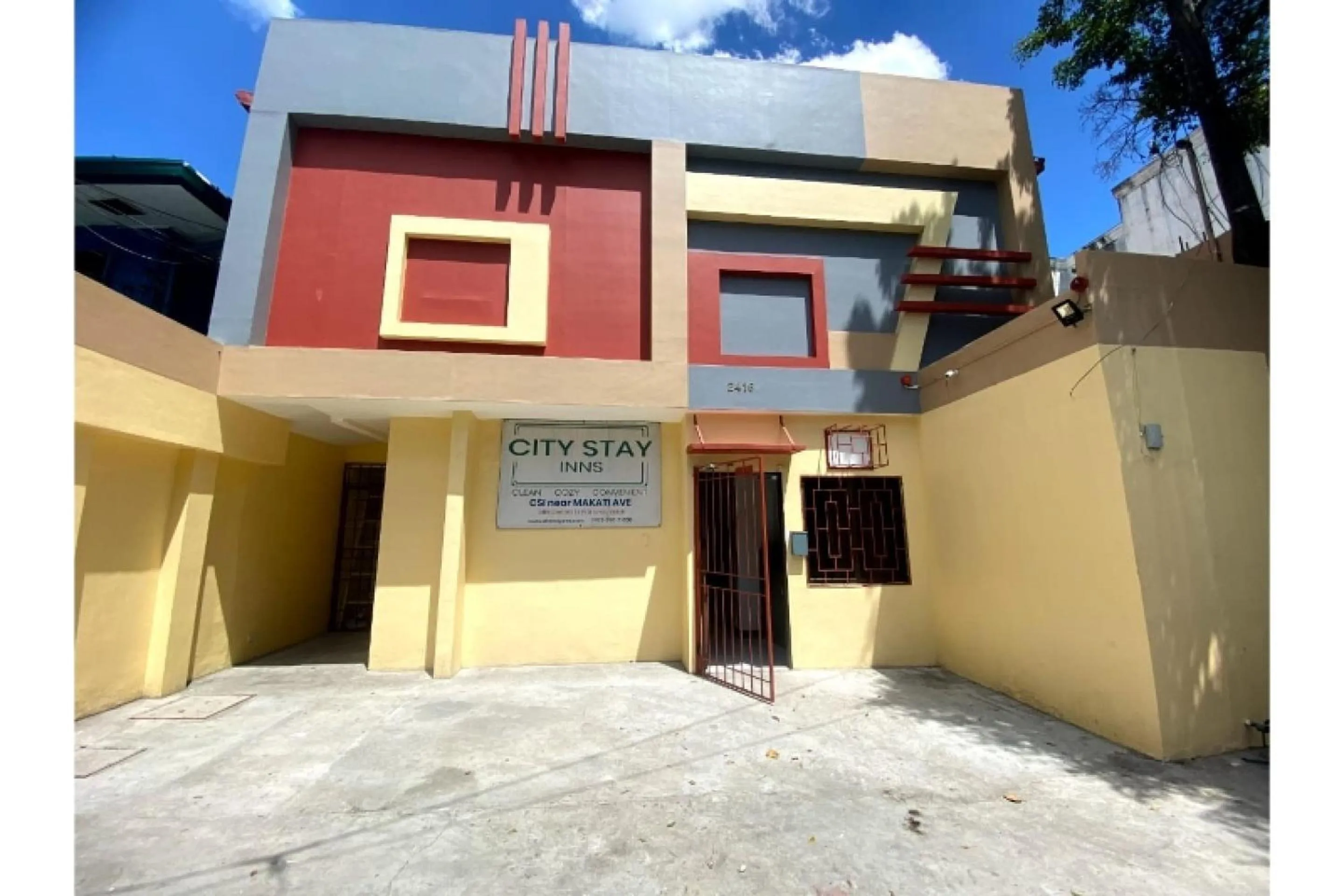 Facade/entrance in OYO 857 City Stay Inns Makati Avenue