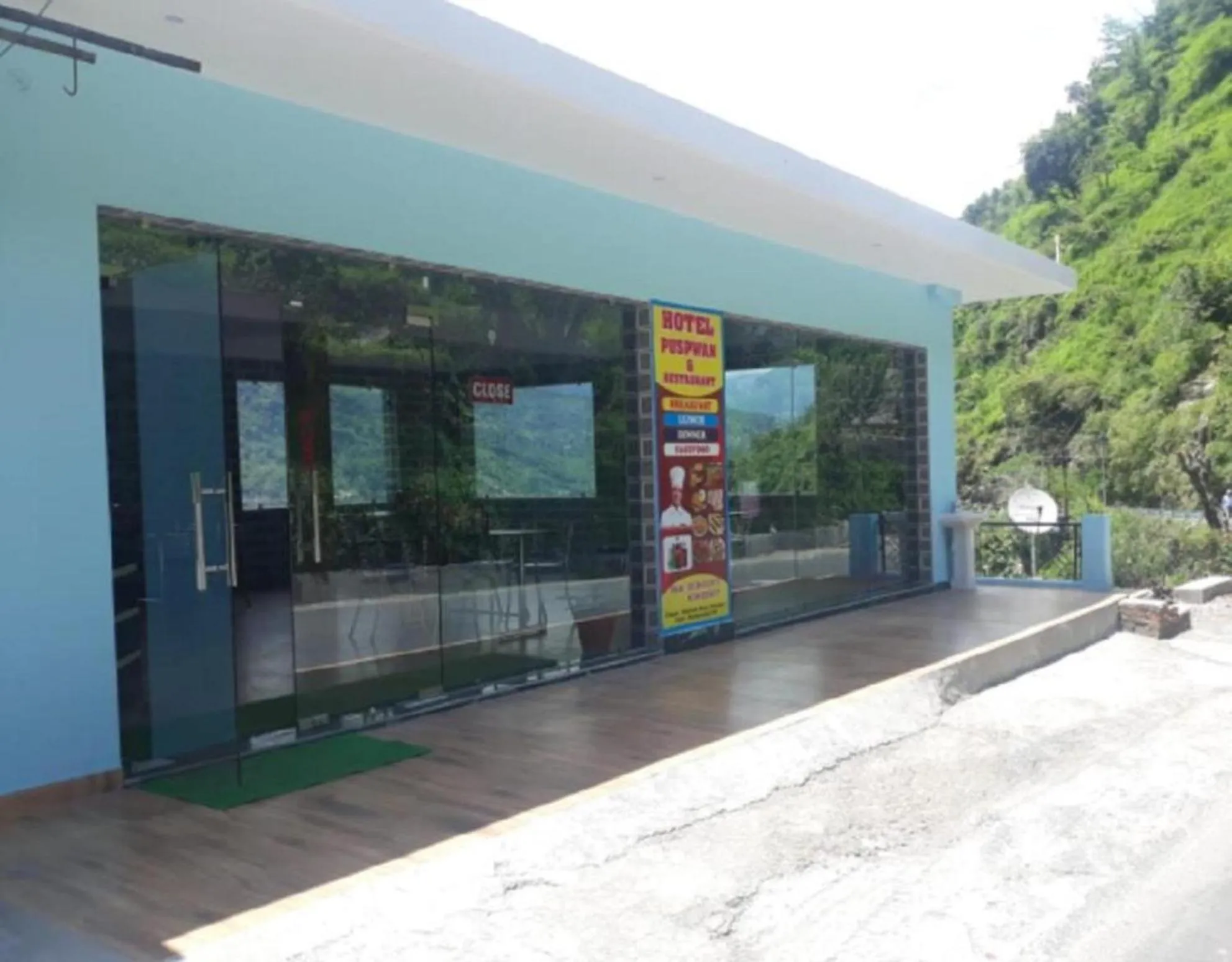 Property building in HOTEL PUSPWAN AND RESTAURANT by StayApart