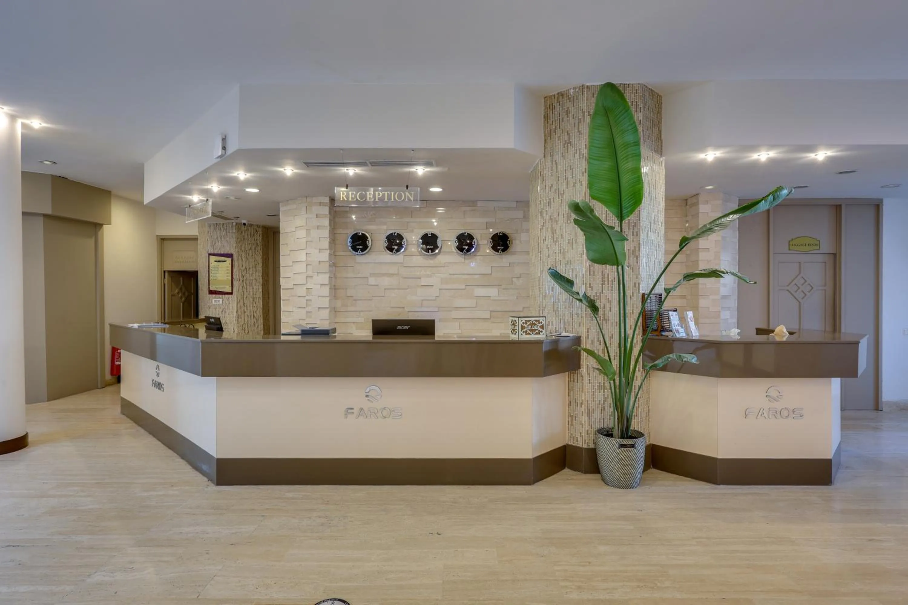 Lobby or reception in Faros Premium Beach