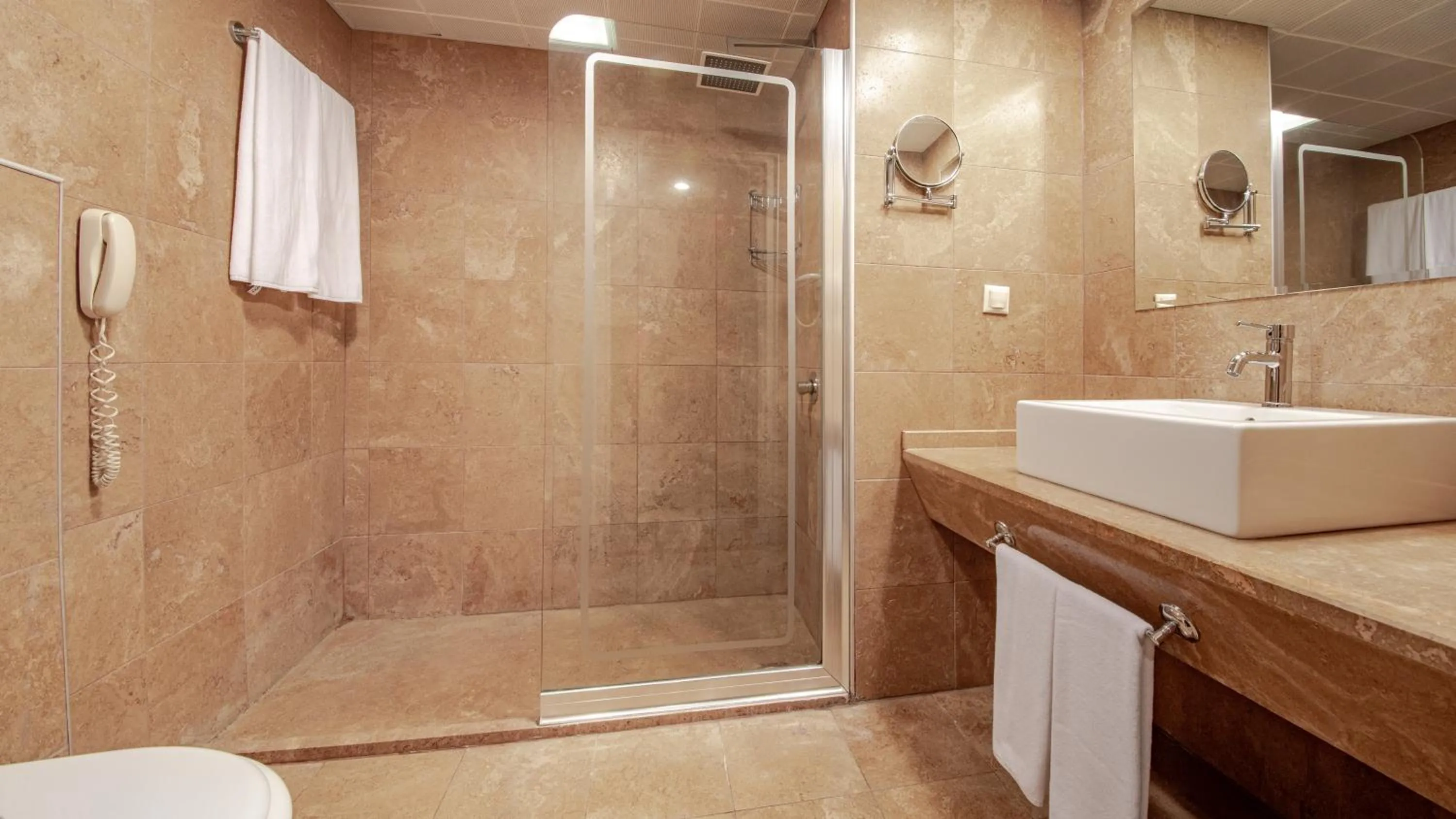 Shower in Faros Premium Beach
