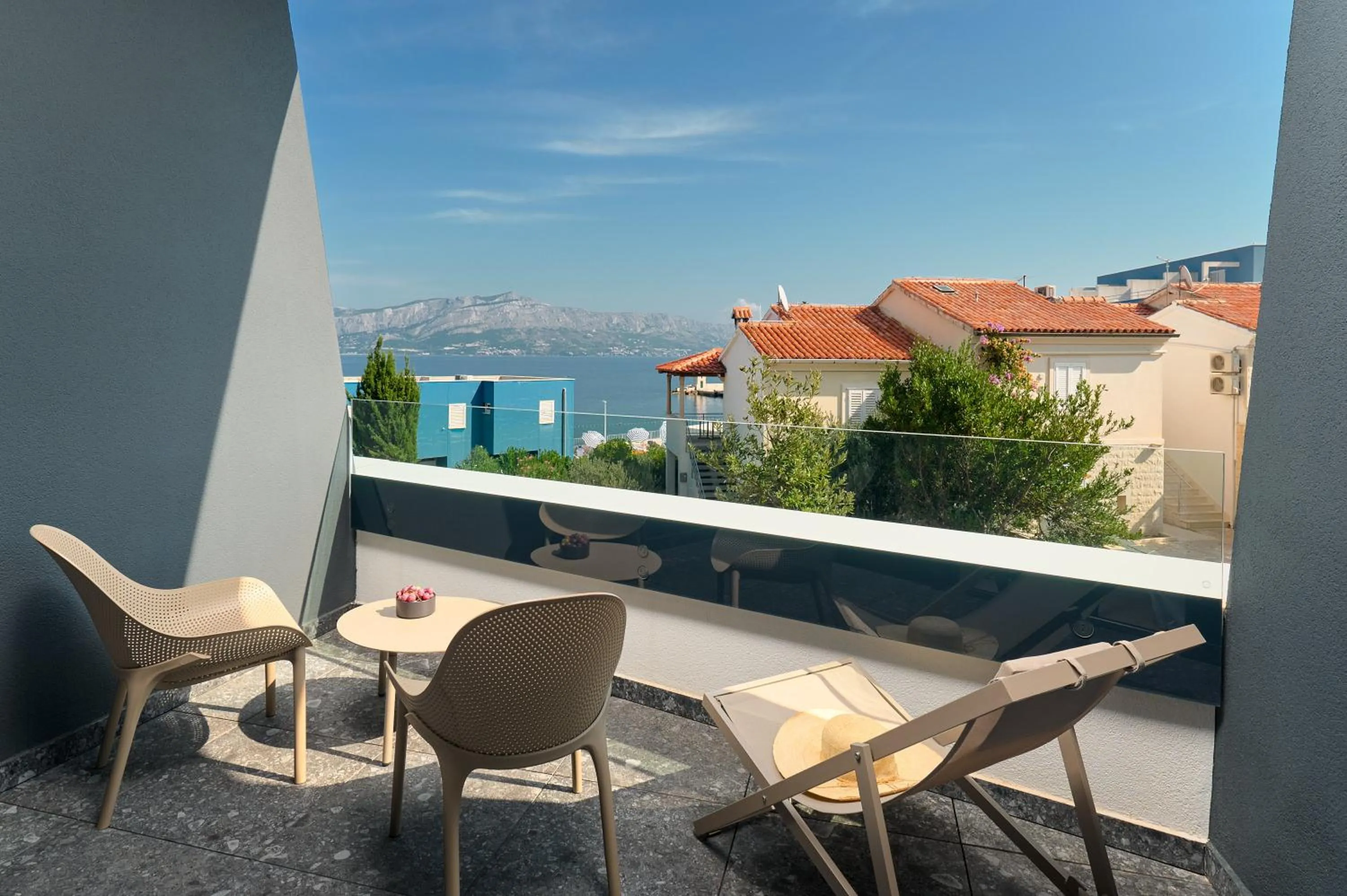 Day in Grand Hotel View