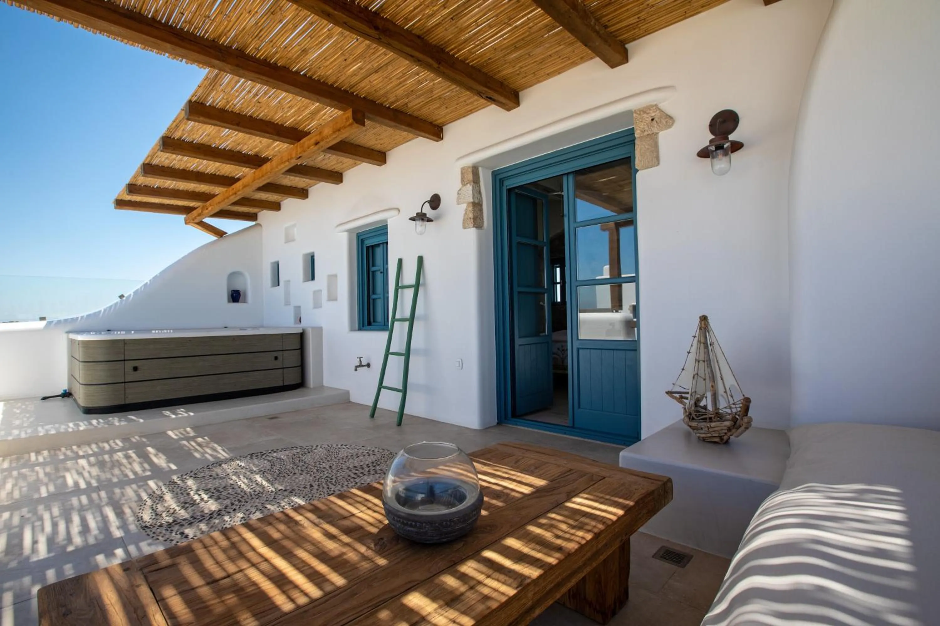 Patio in Blue Pearls-Adults Only Luxury Suites