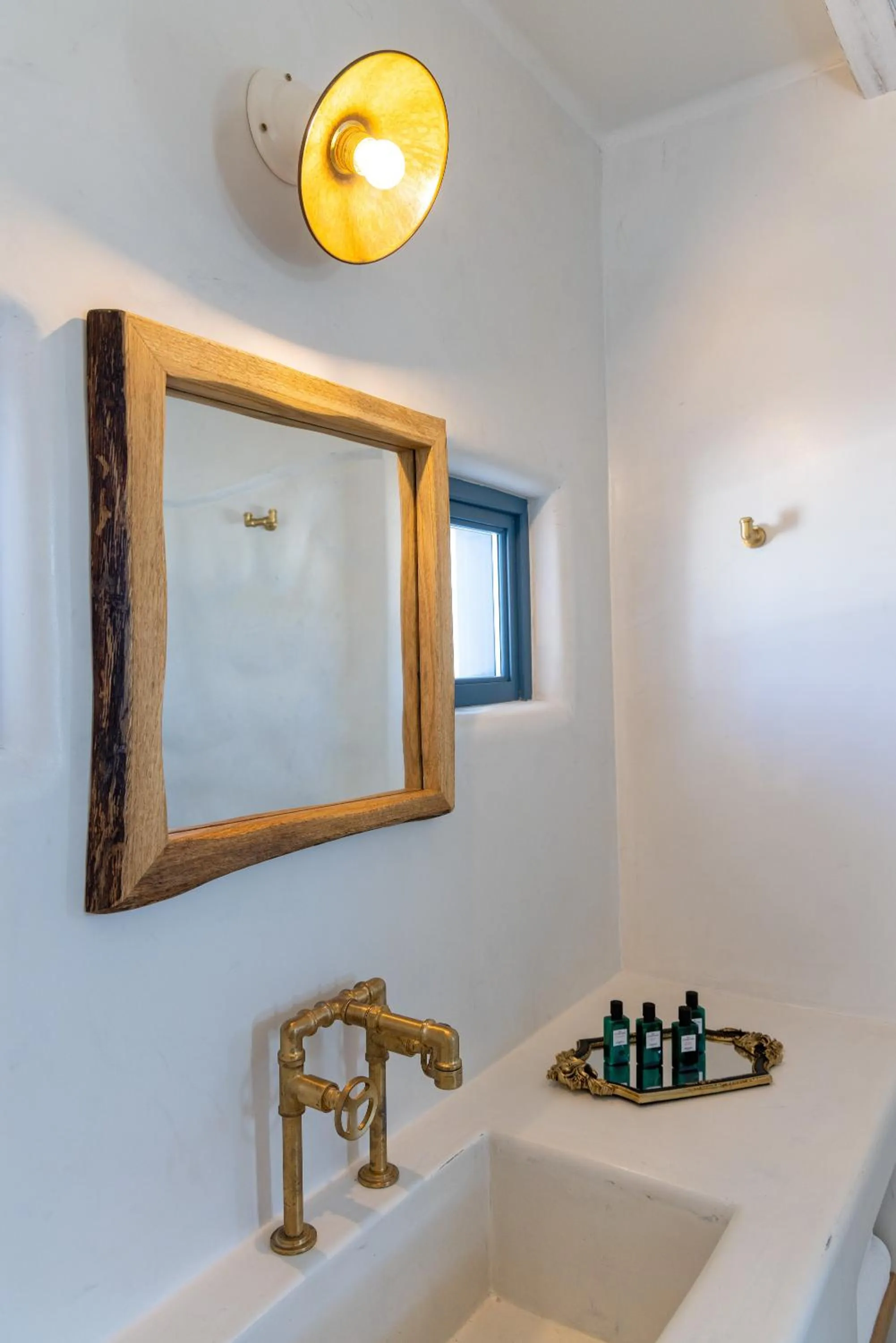 Bathroom in Blue Pearls-Adults Only Luxury Suites