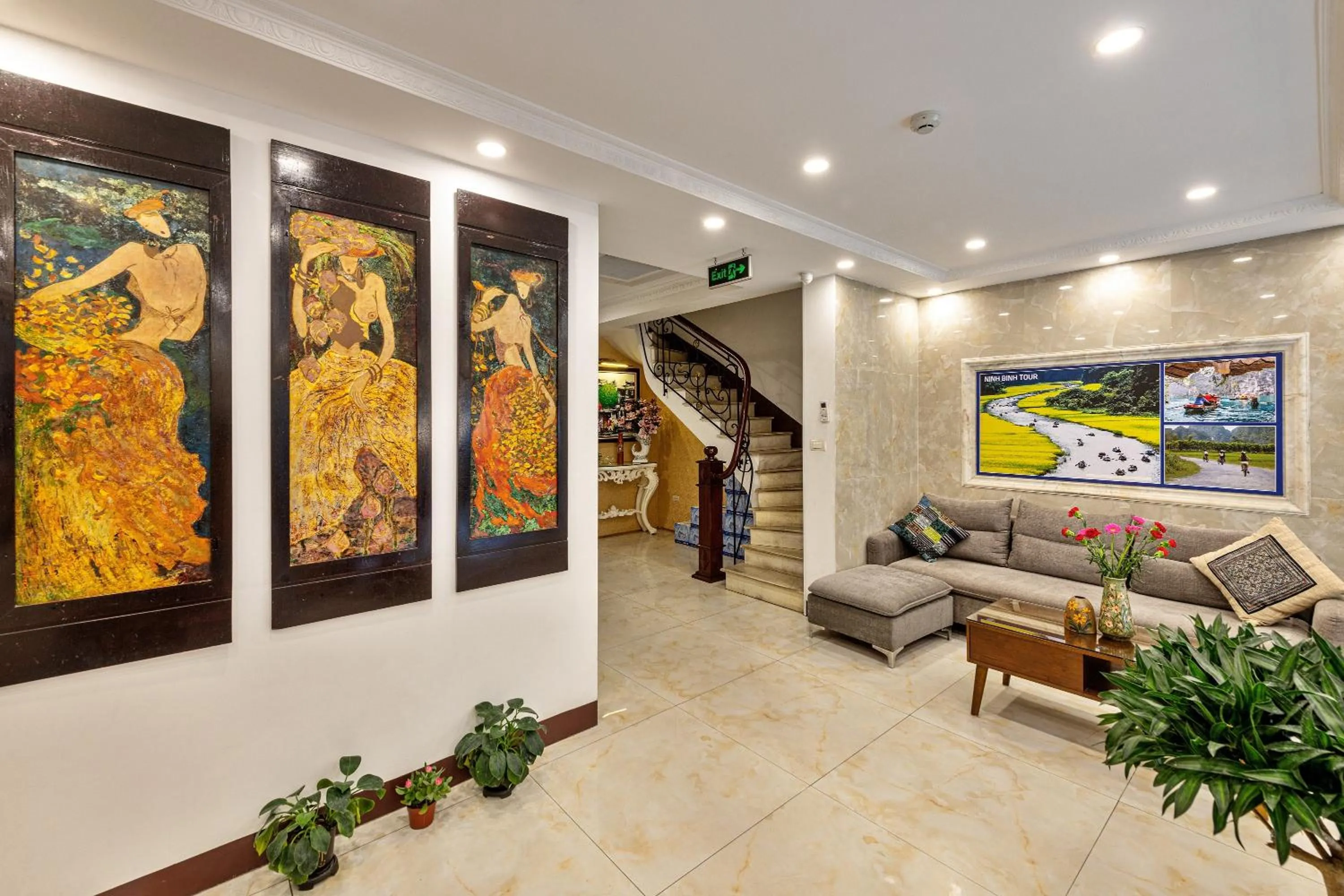 Seating area in Golden Sun Hotel