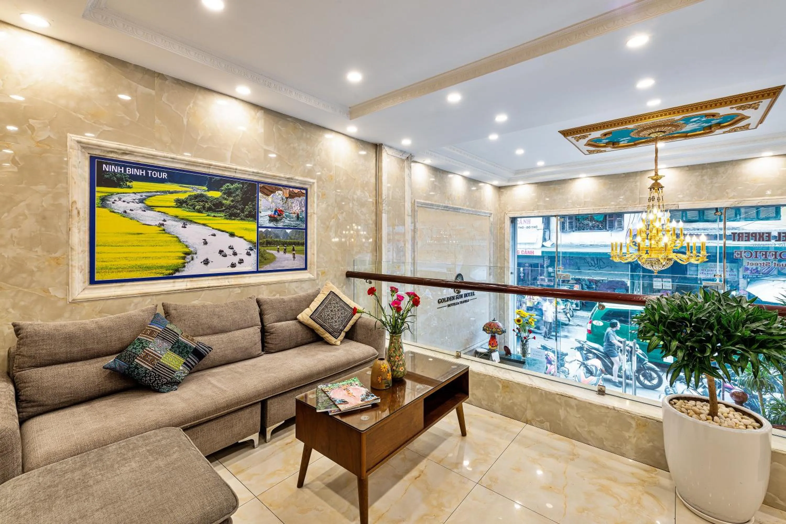 Lobby or reception in Golden Sun Hotel