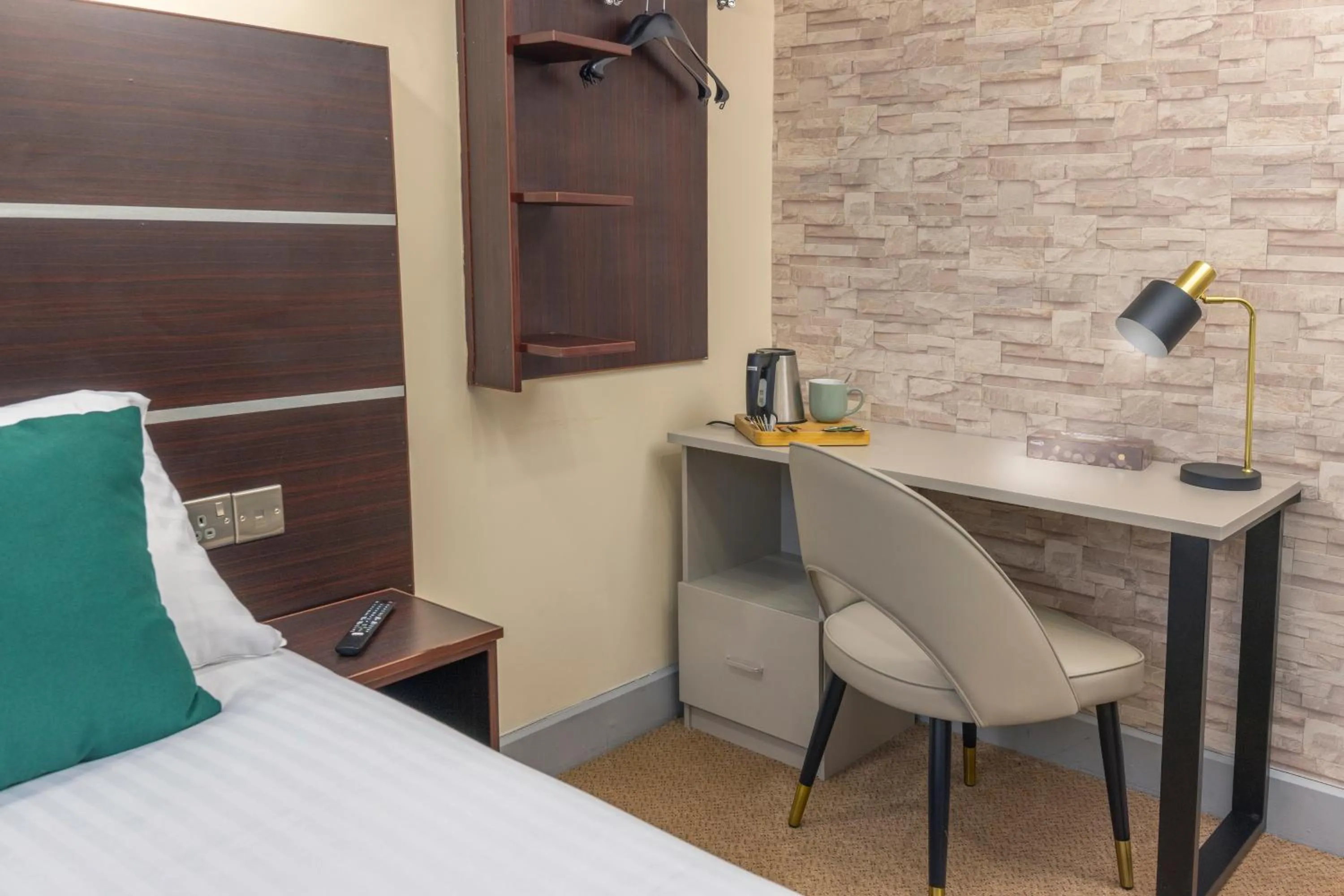 Bedroom, Bed in Best Western Ebbw Vale