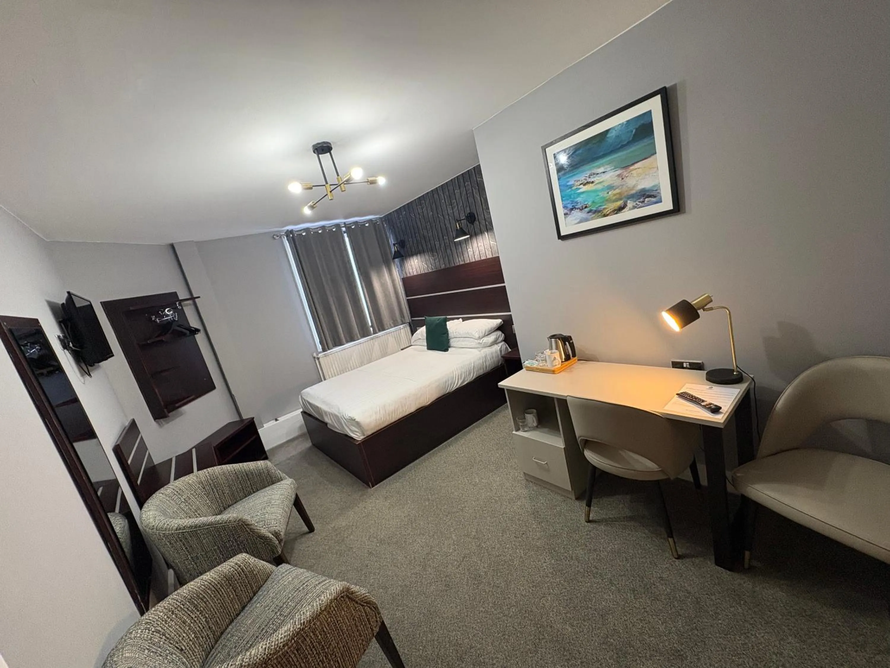 Bed in Best Western Ebbw Vale