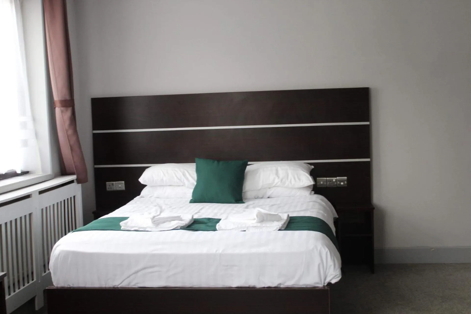 Bed in Best Western Ebbw Vale