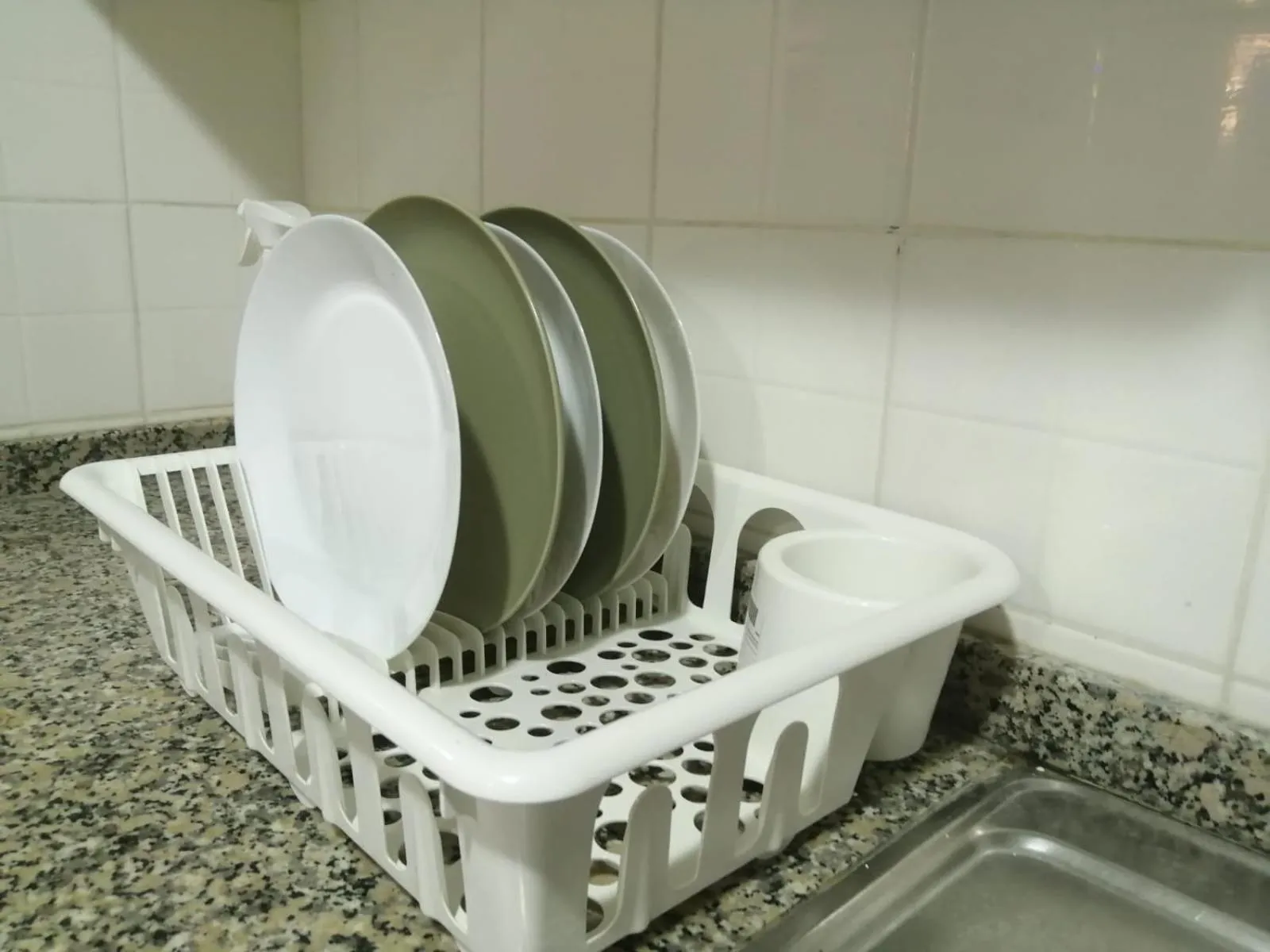 Kitchen or kitchenette in AlBarsha 1 Hostel by PHM