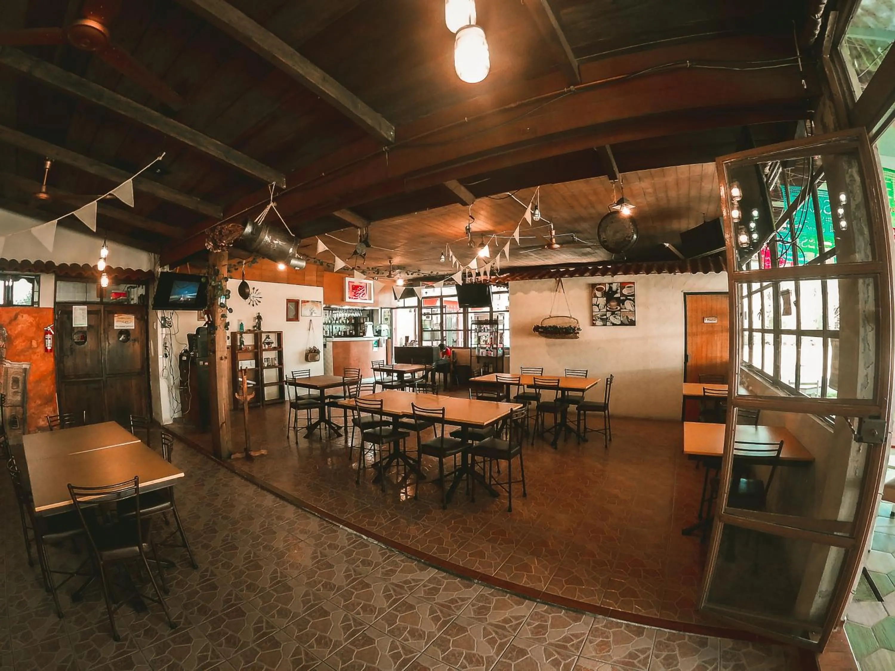 Restaurant/places to eat in Hotel & Suites Posada Molina